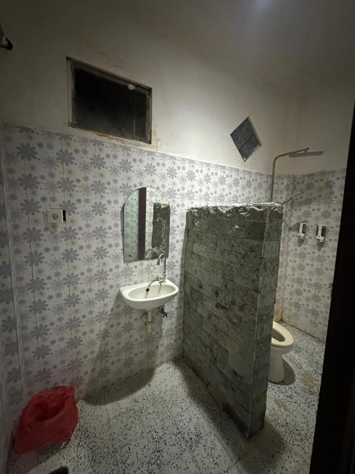 Sari Buana Bed & Breakfast