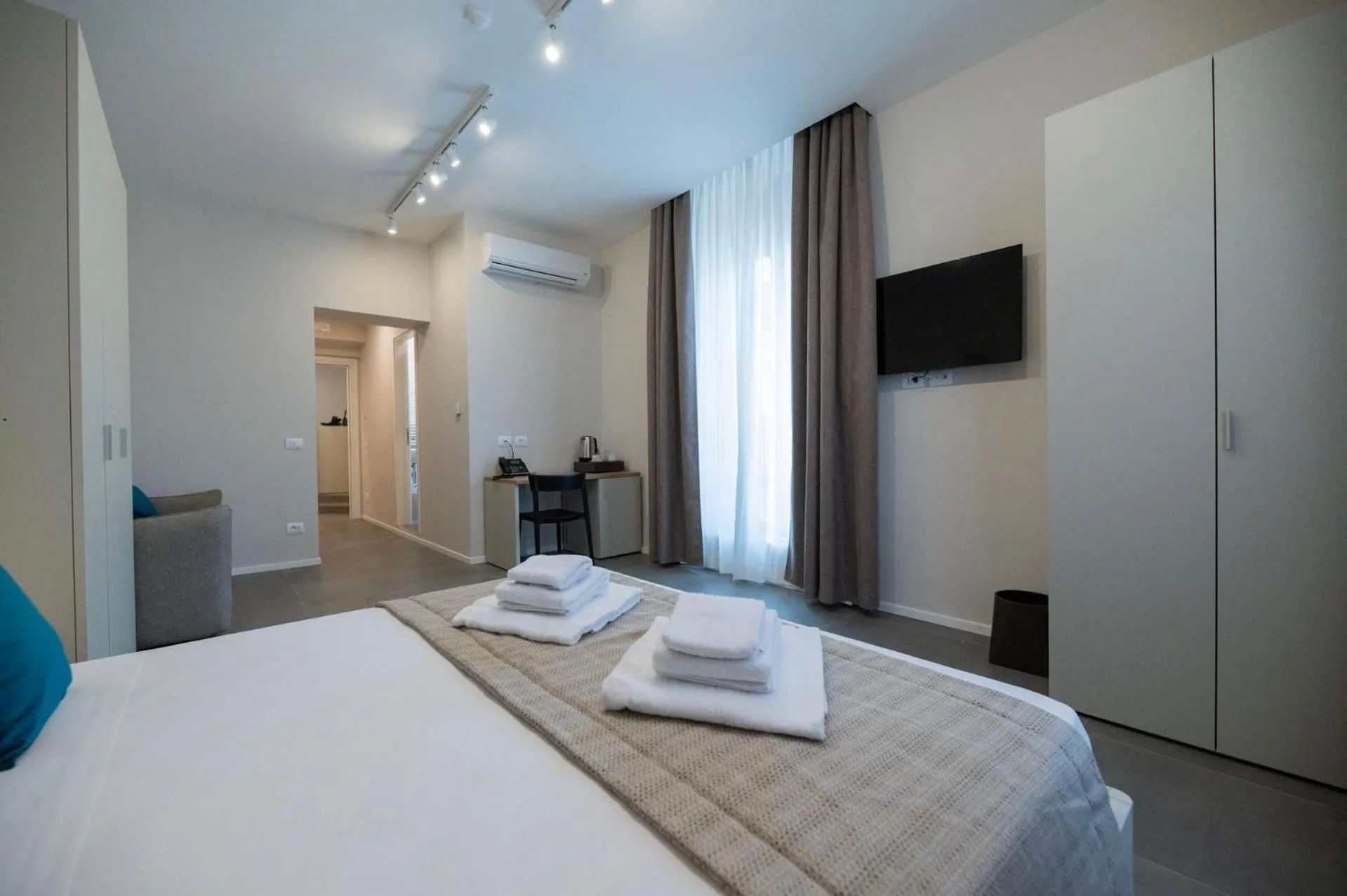 Bed in imperium suite trevi