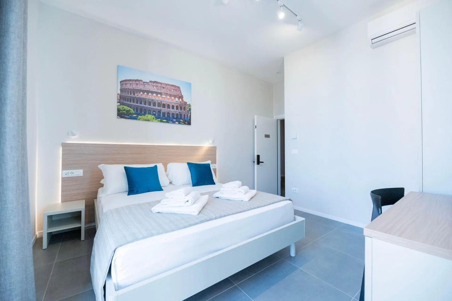 Bed in imperium suite trevi