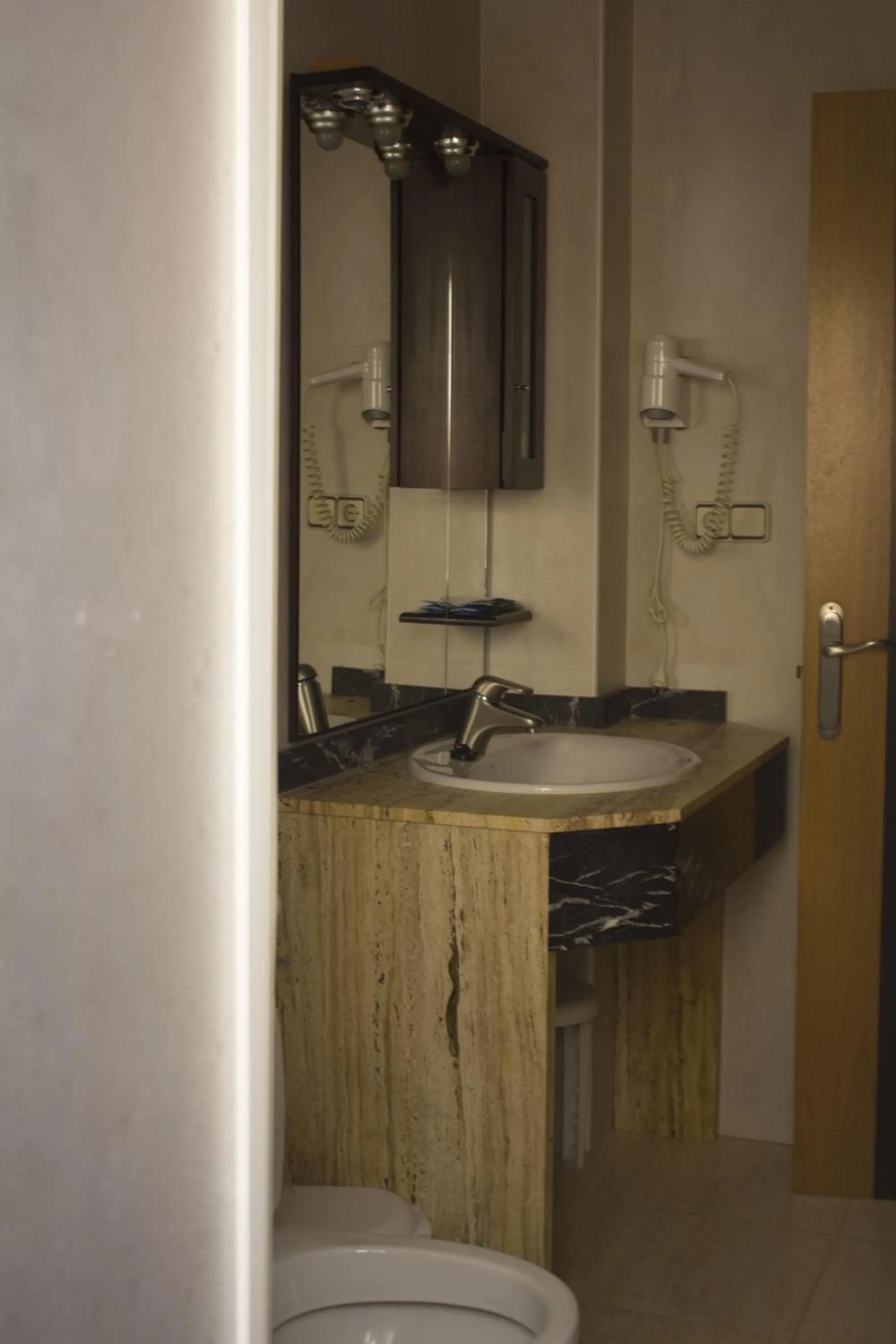 Bathroom in Hotel la Parrilla