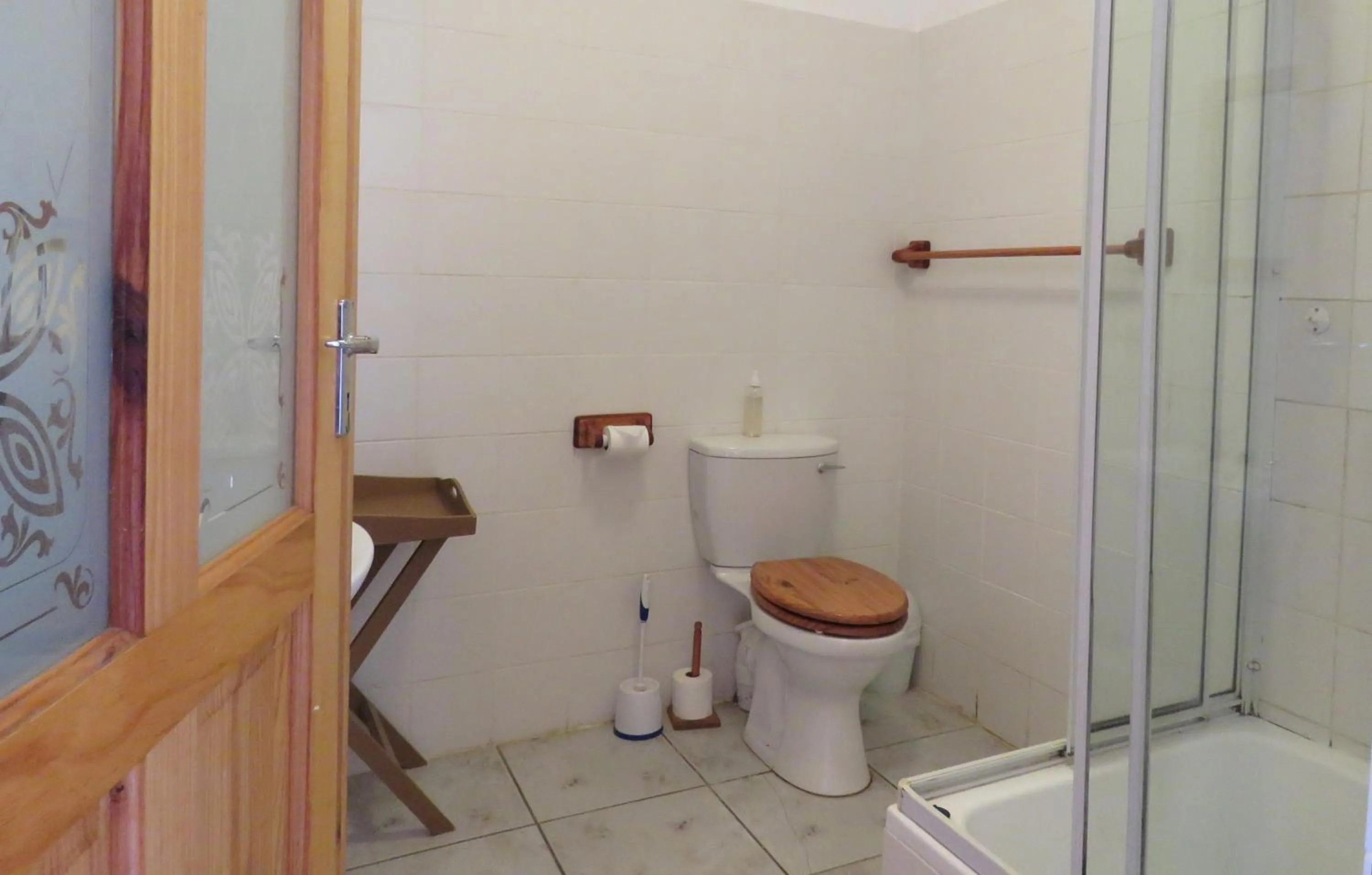 Shower in Mentors Country Estate