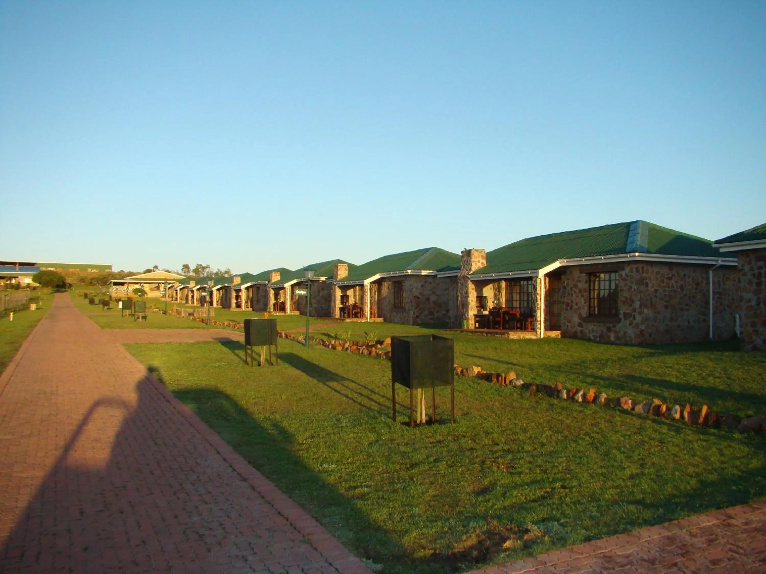 Area and facilities in Mentors Country Estate