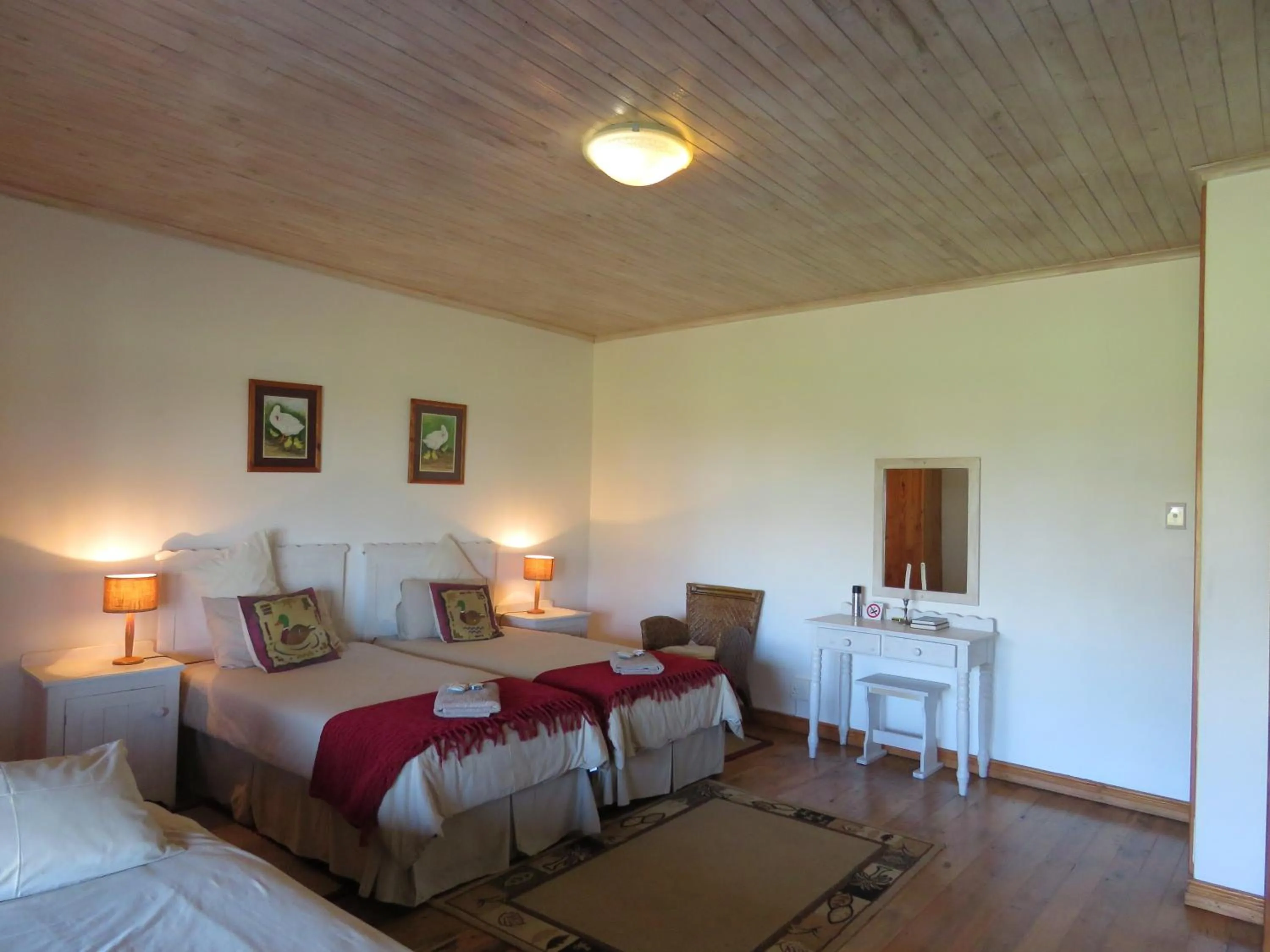 Bedroom, Bed in Mentors Country Estate
