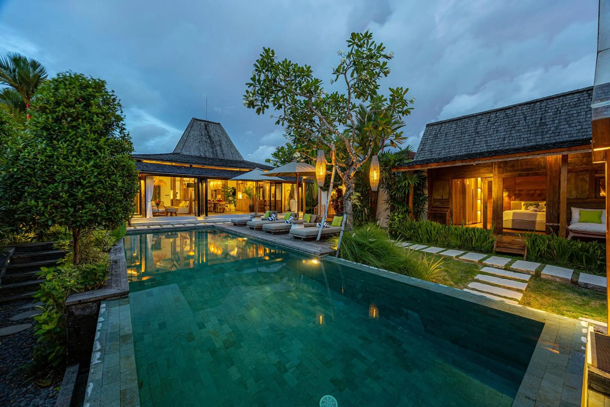 Swimming pool in Villa Sebelah by Optimum Bali Villas