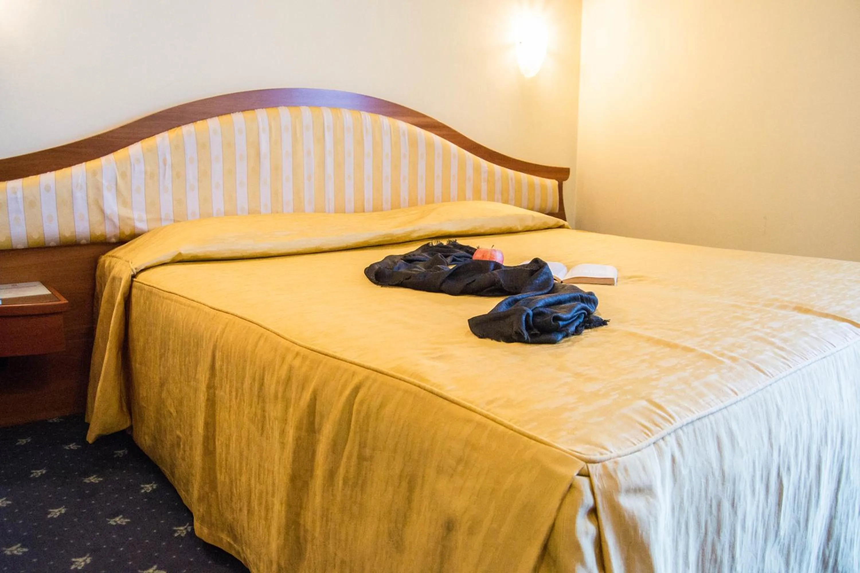 Bedroom, Bed in Hotel San Clemente