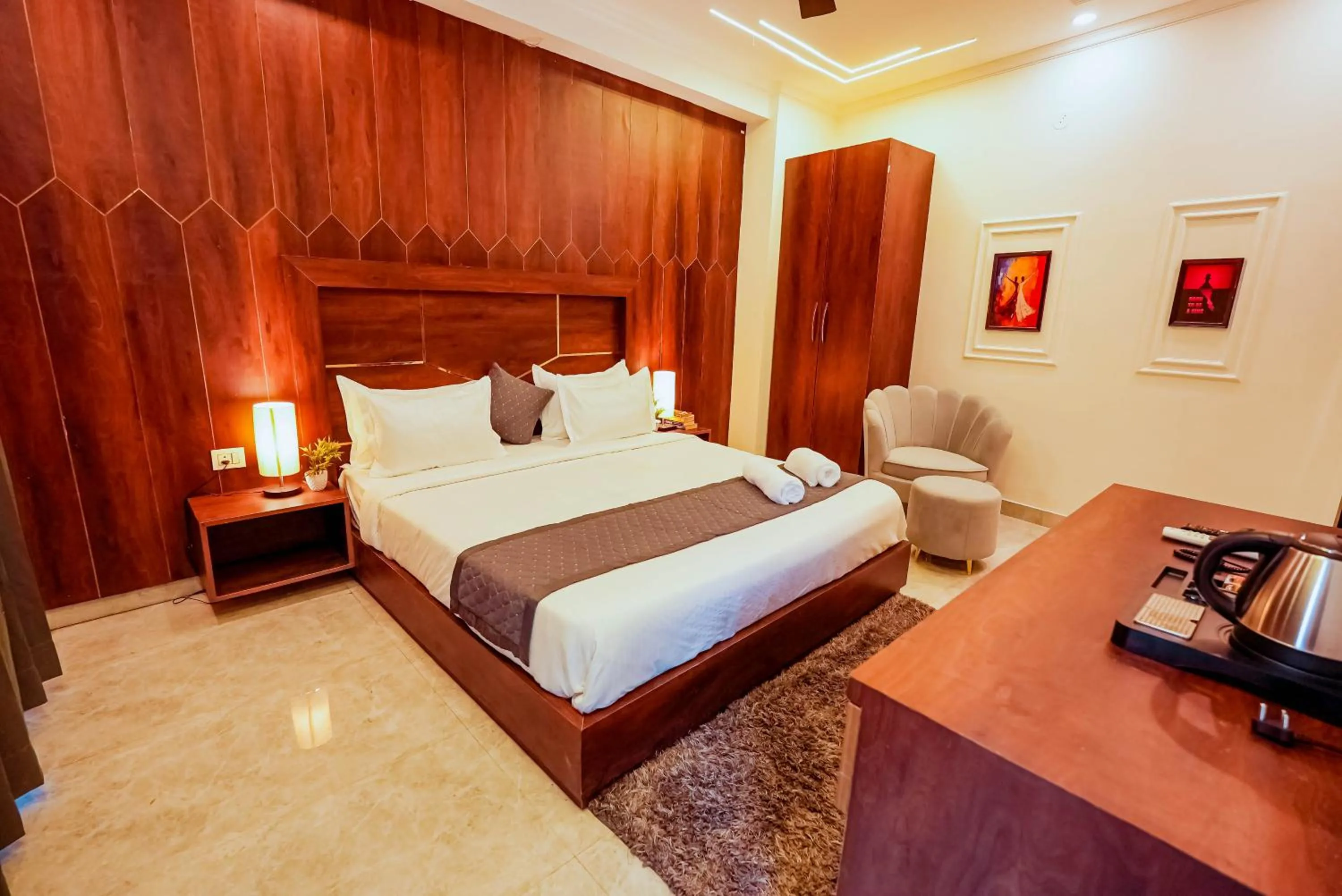 Bedroom, Bed in Hotel Tapovan Hills