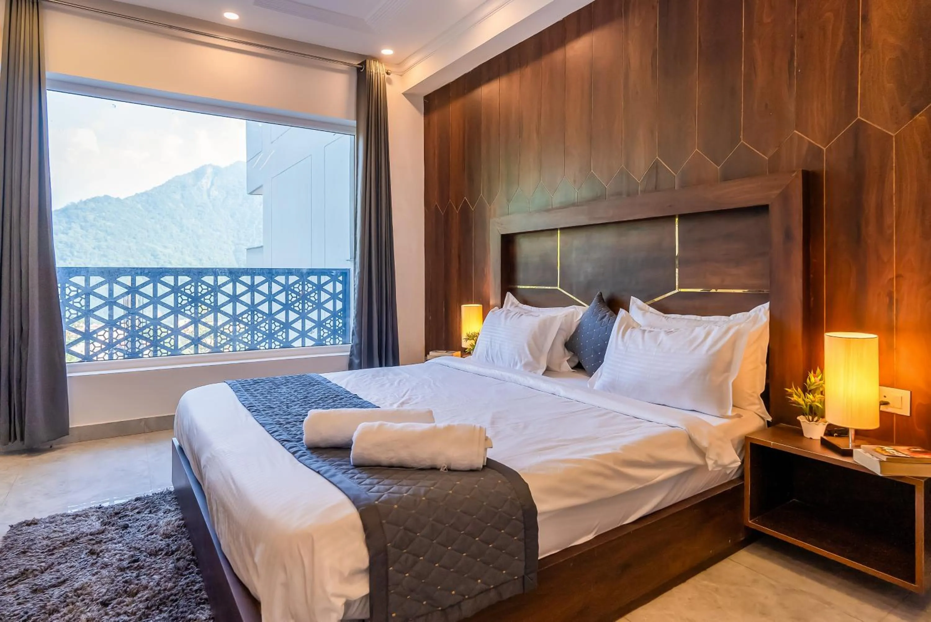 Bed in Hotel Tapovan Hills