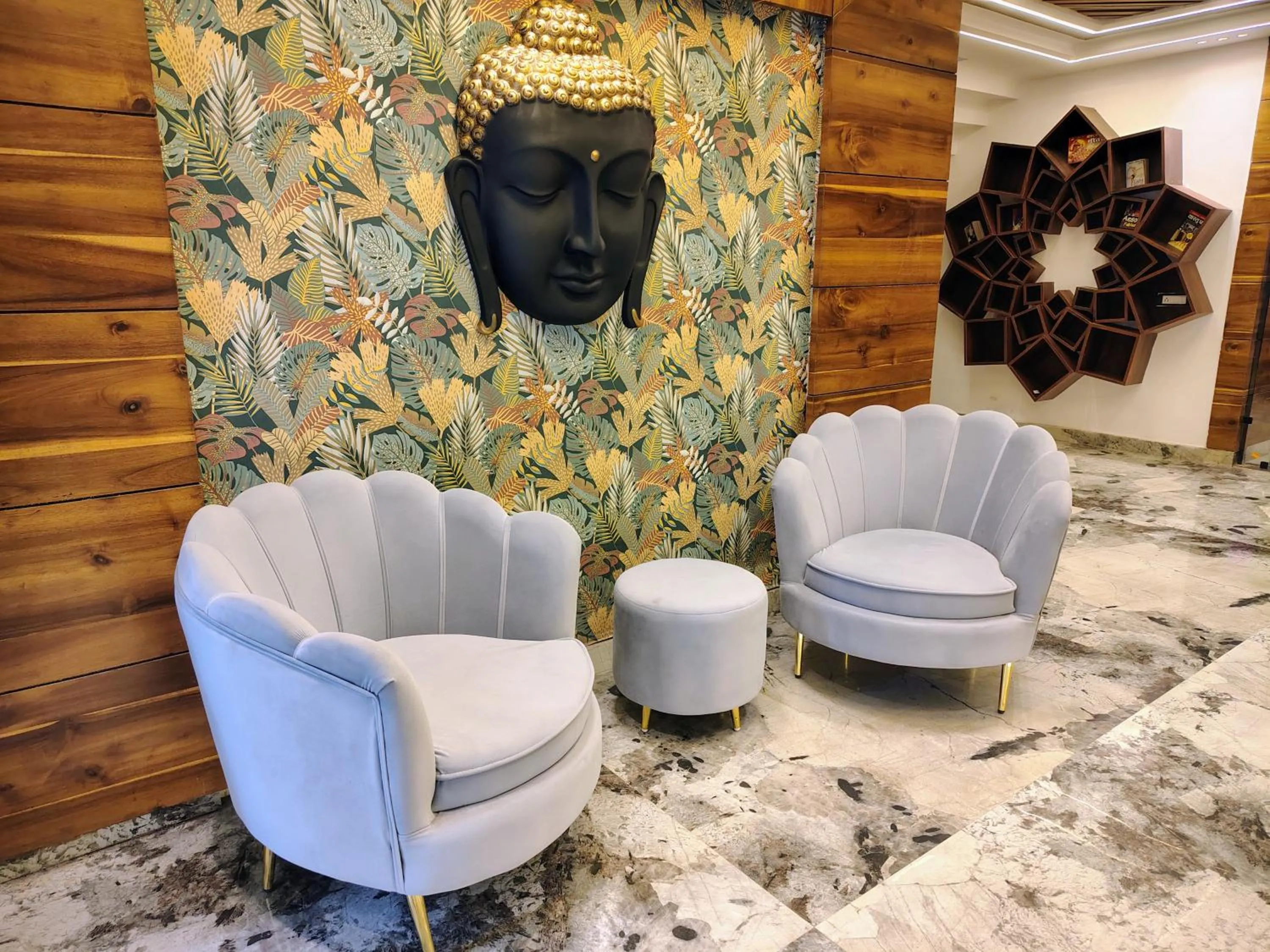 Decorative detail in Hotel Tapovan Hills