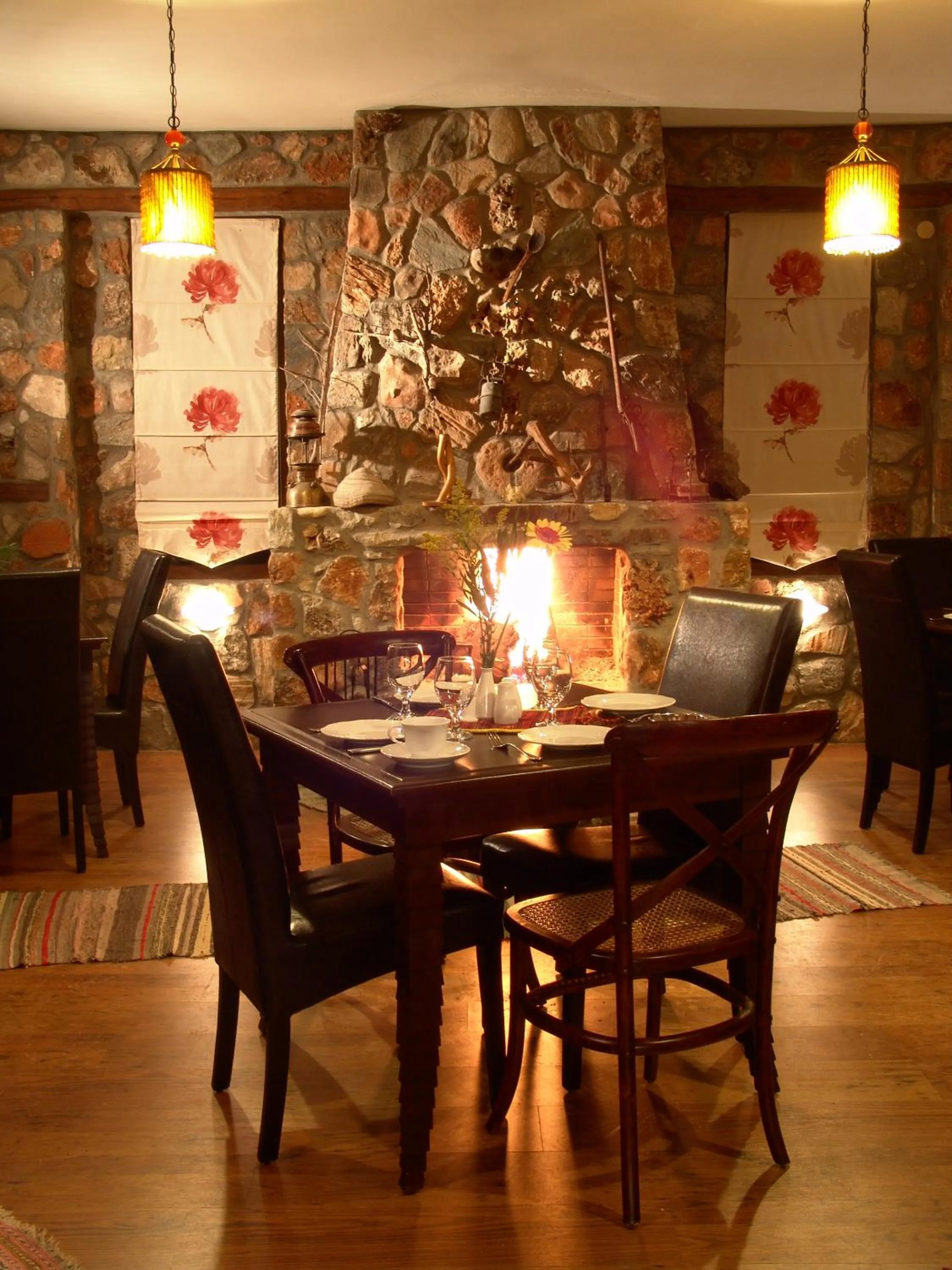 Restaurant/places to eat in Aloni Toy Kir Thanasi Hotel & Spa