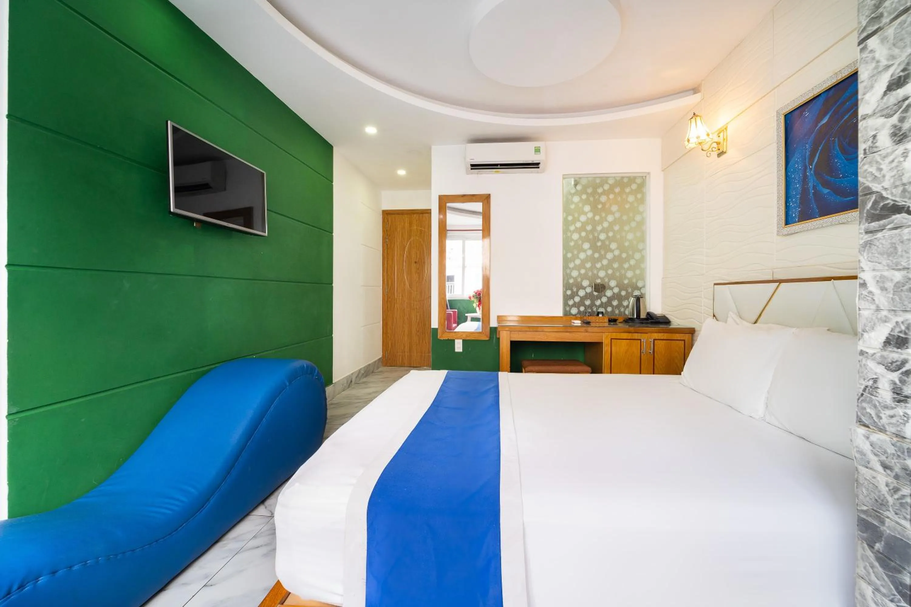 Bedroom, Bed in Collection O Sunrise Hotel Trung Son Near Lotte Mart