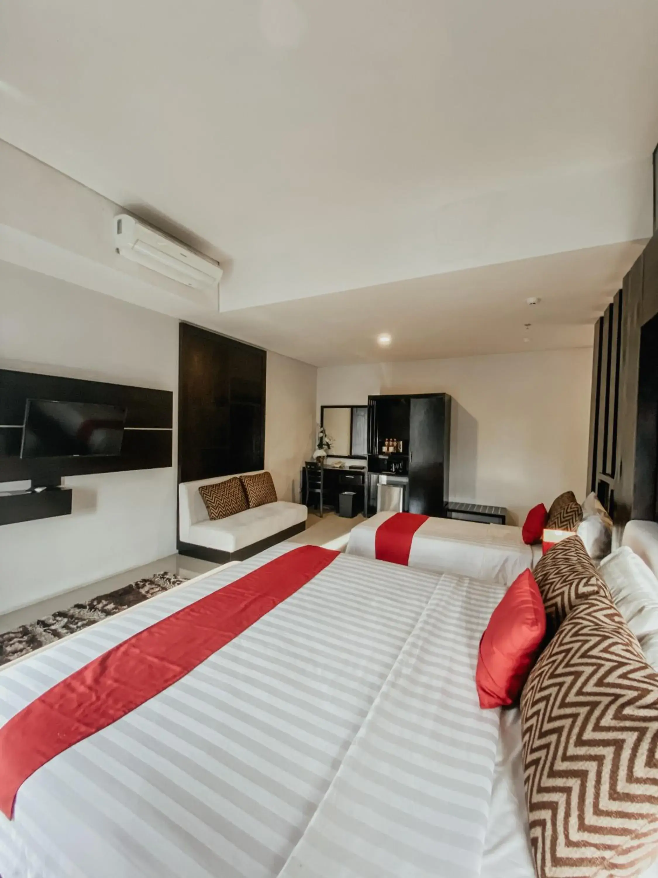 Bed in Prima SR Hotel & Convention Yogyakarta Bed in Prima SR Hotel & Convention Yogyakarta