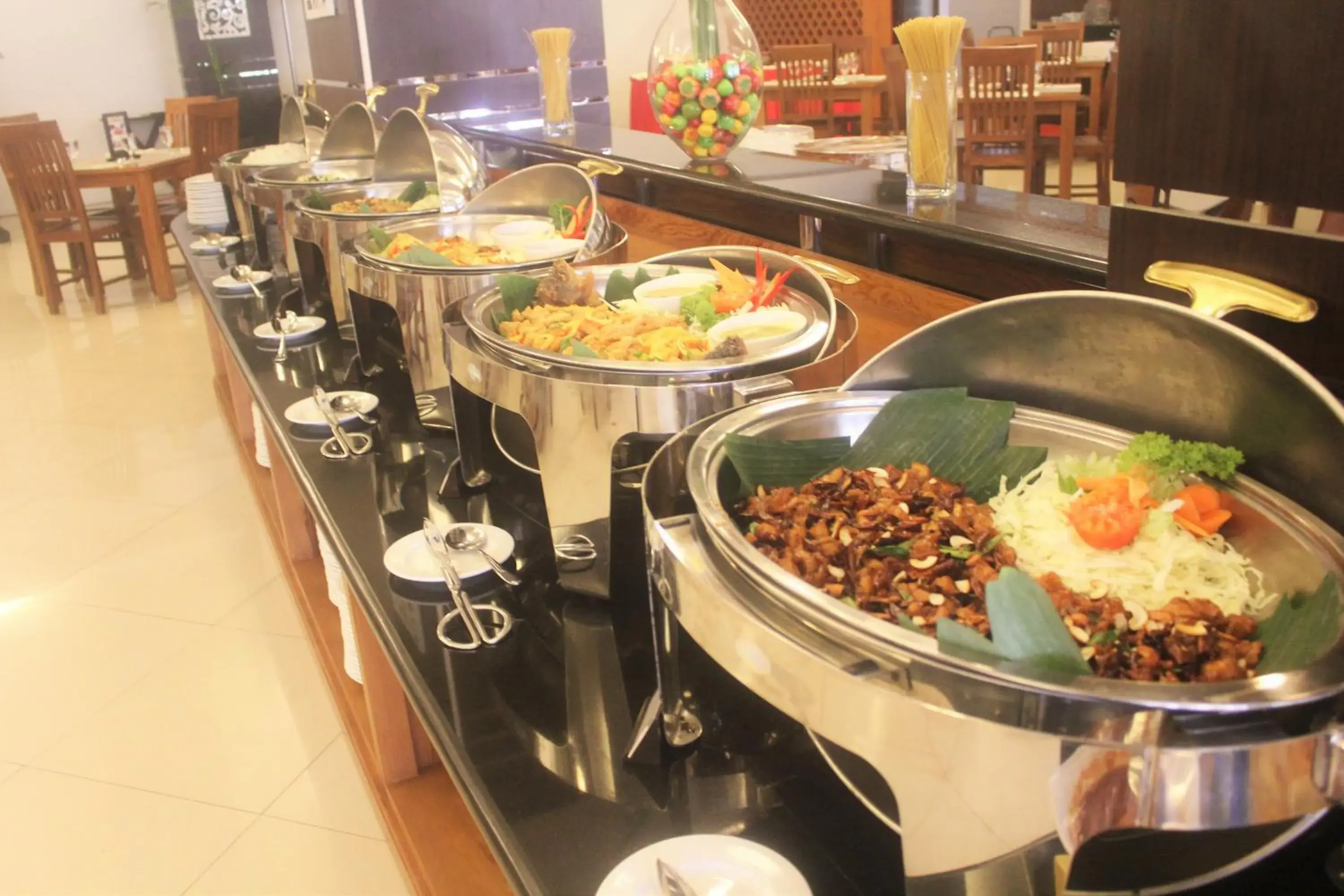 Restaurant/places to eat in Prima SR Hotel & Convention Yogyakarta Restaurant/places to eat in Prima SR Hotel & Convention Yogyakarta