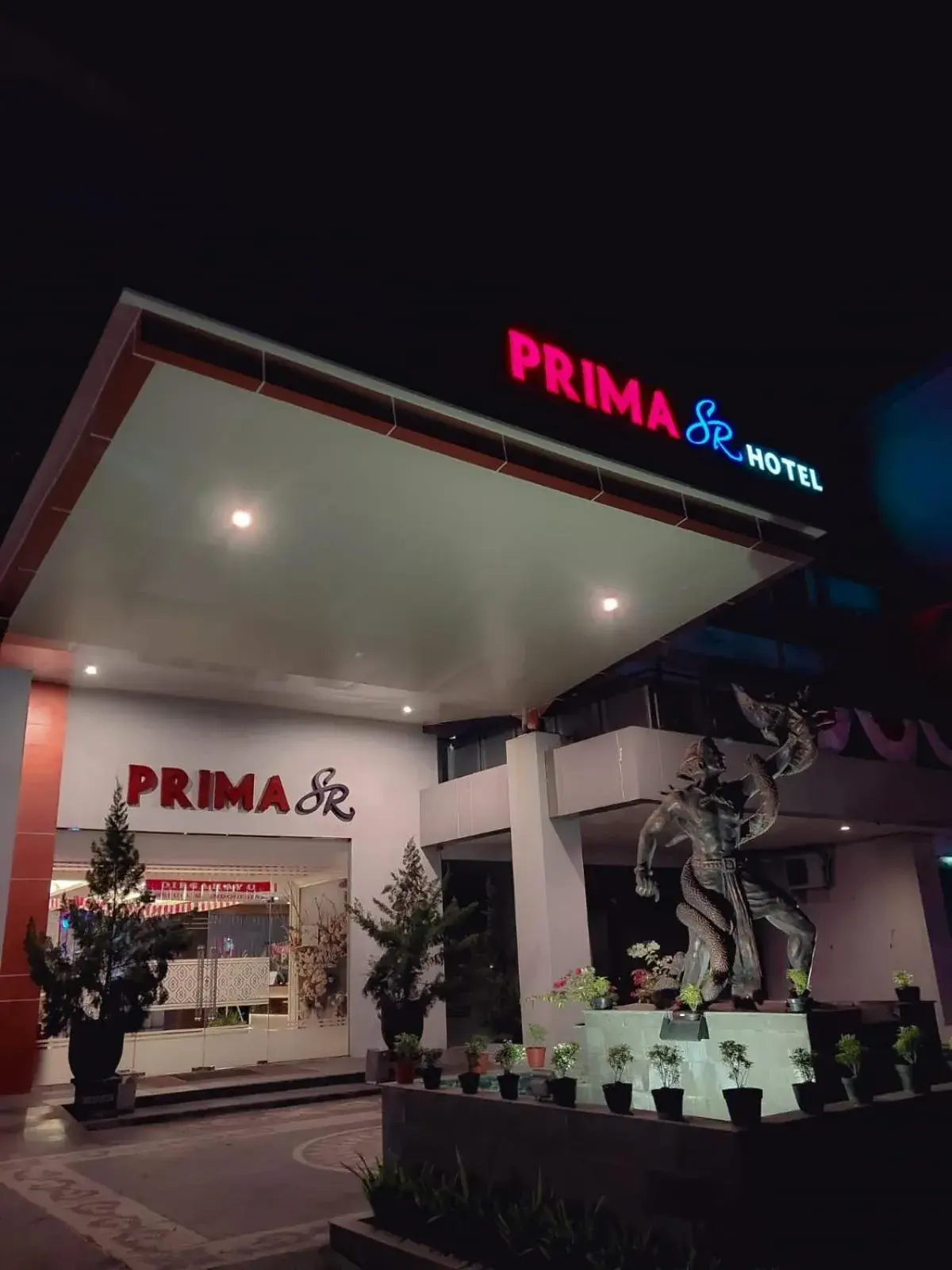 Property building in Prima SR Hotel & Convention Yogyakarta Property building in Prima SR Hotel & Convention Yogyakarta
