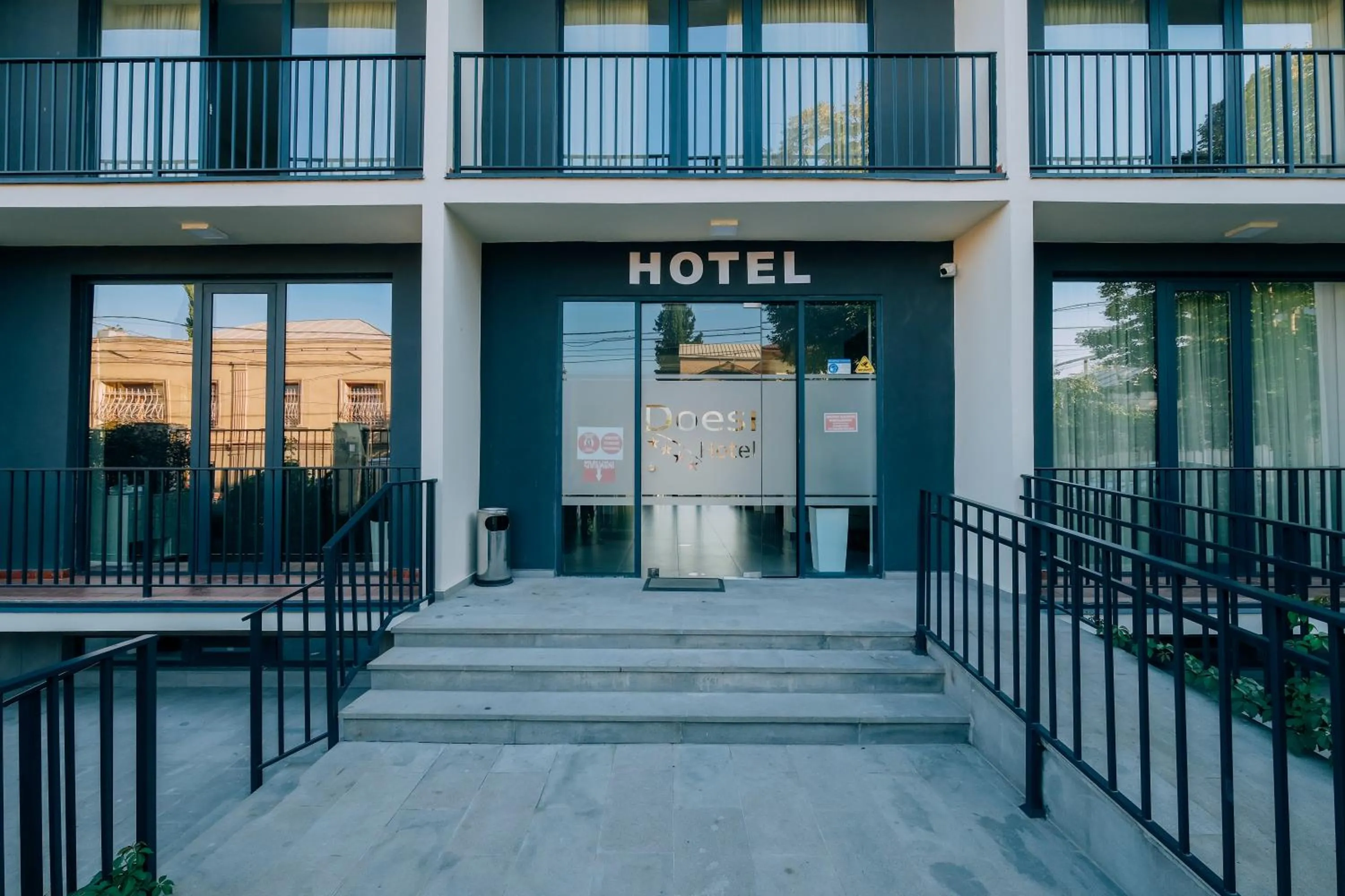 Hotel Doesi