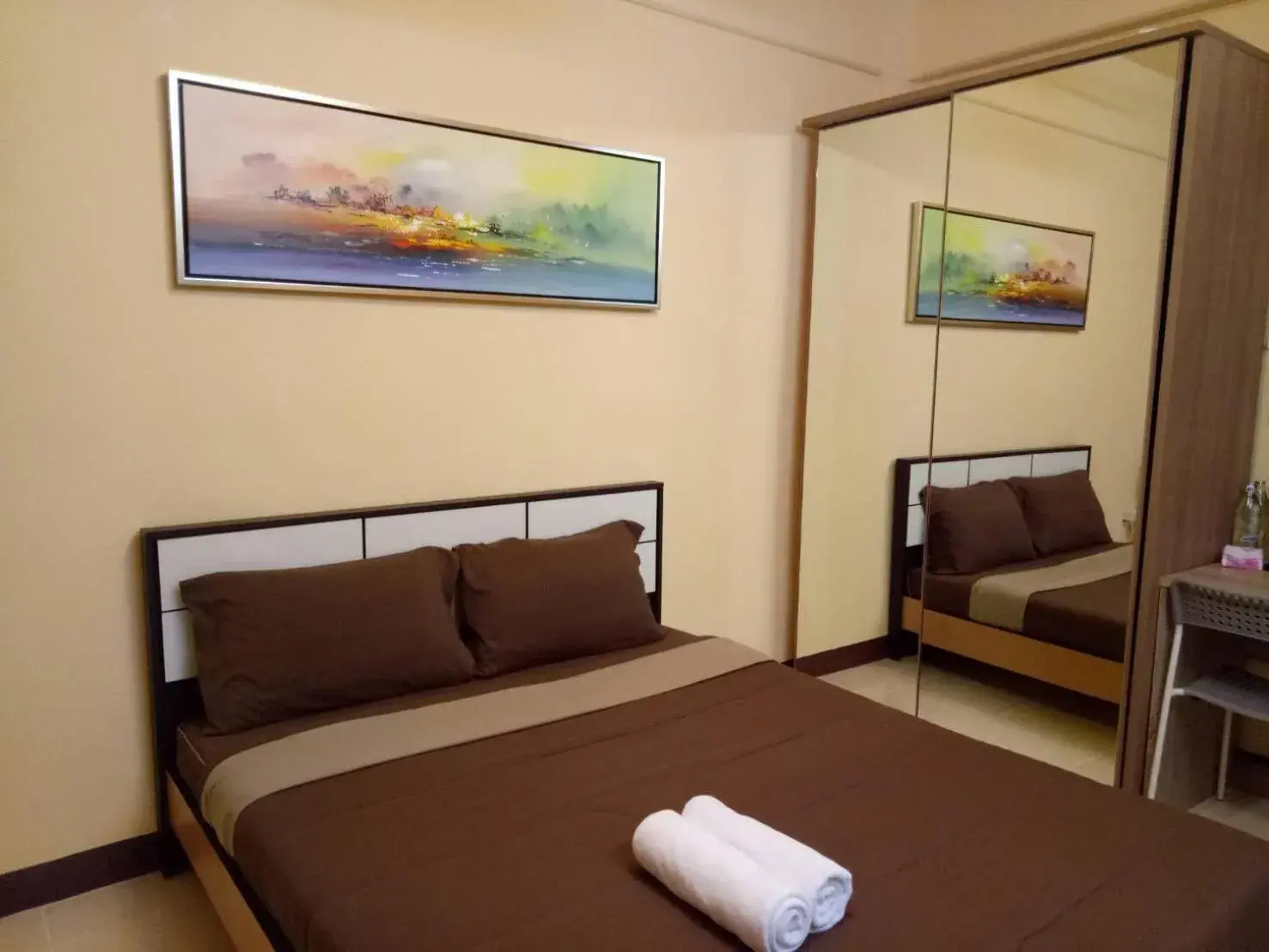 Property building, Bed in Navavilla Serviced Apartment Property building, Bed in Navavilla Serviced Apartment