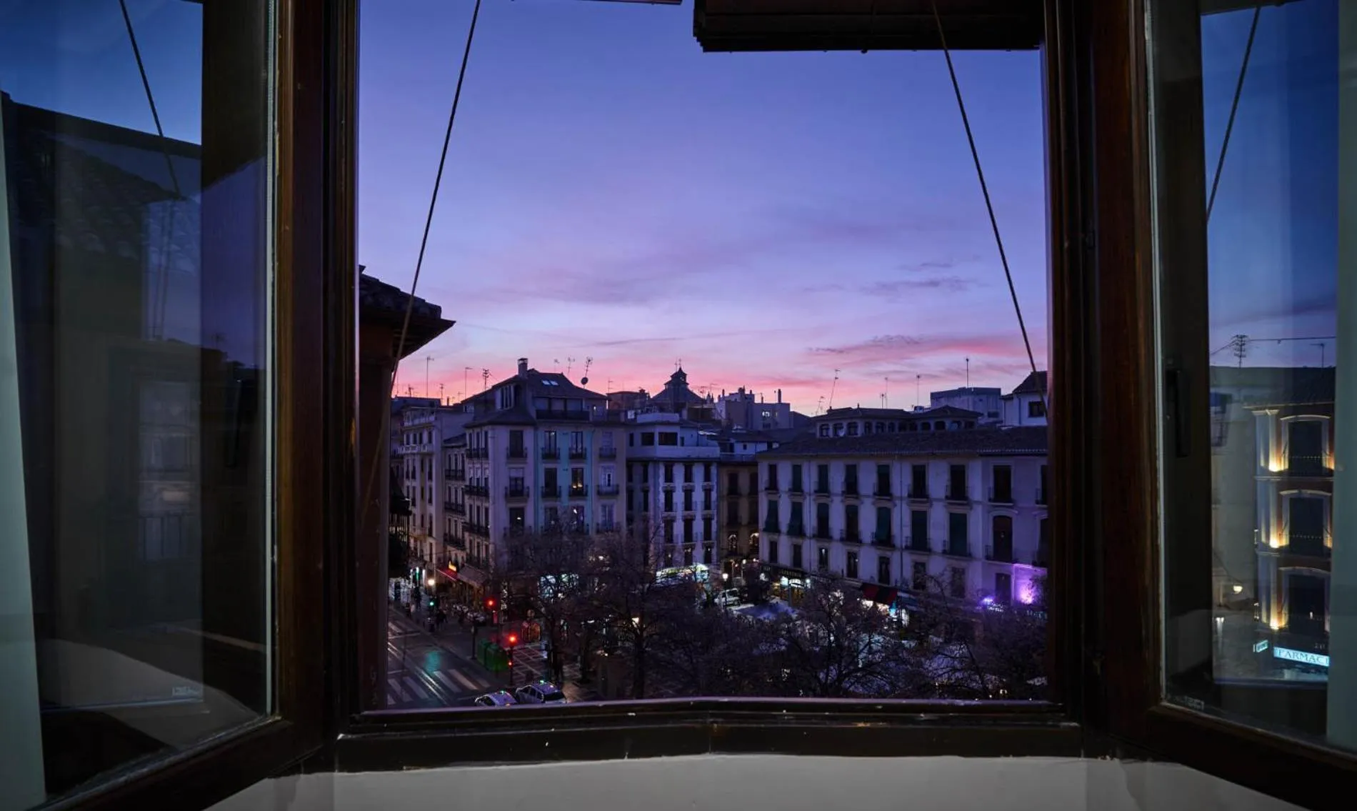 Landmark view in AMC Granada Hostal