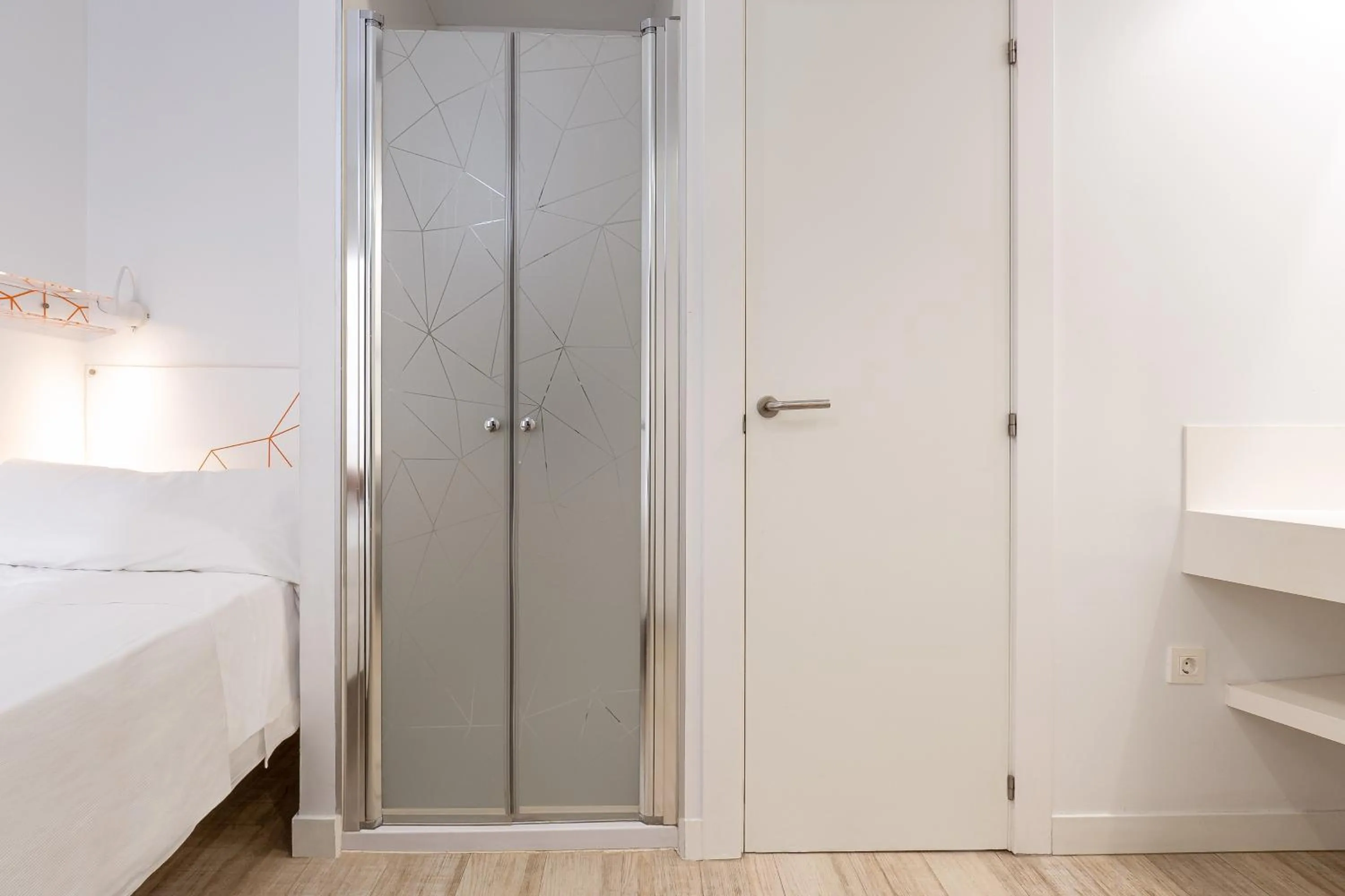 Bed in AMC Granada Hostal