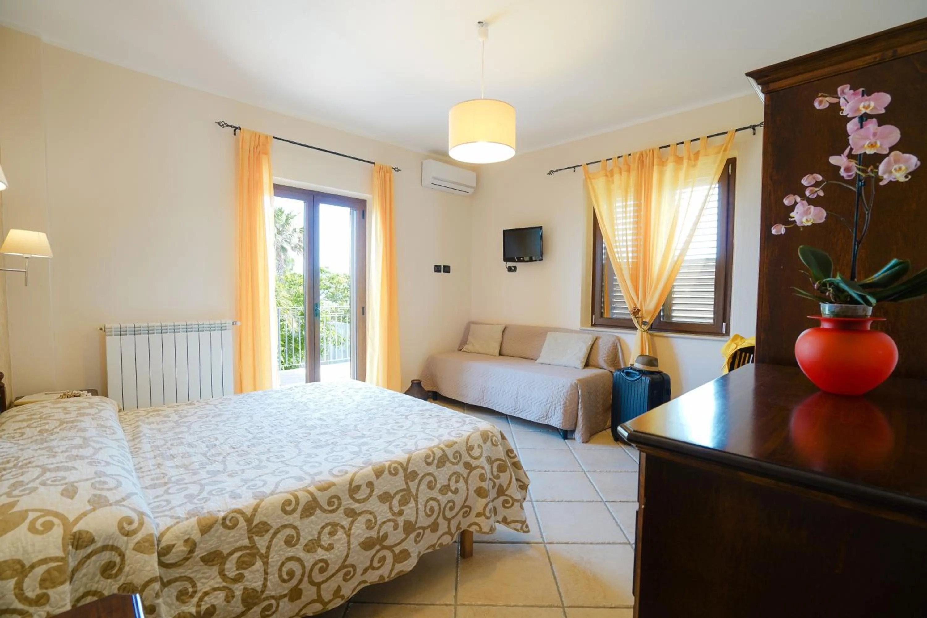 Bed in Villa D'Aquino