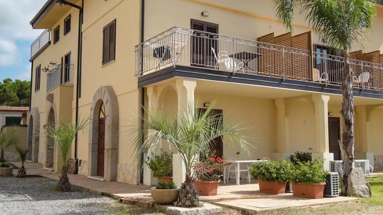 Property building in Villa D'Aquino
