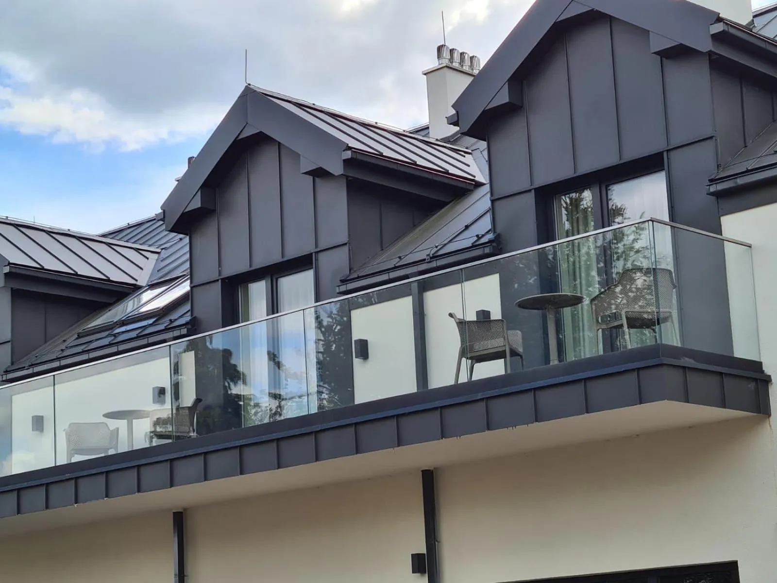 Property building in Willa Polanka