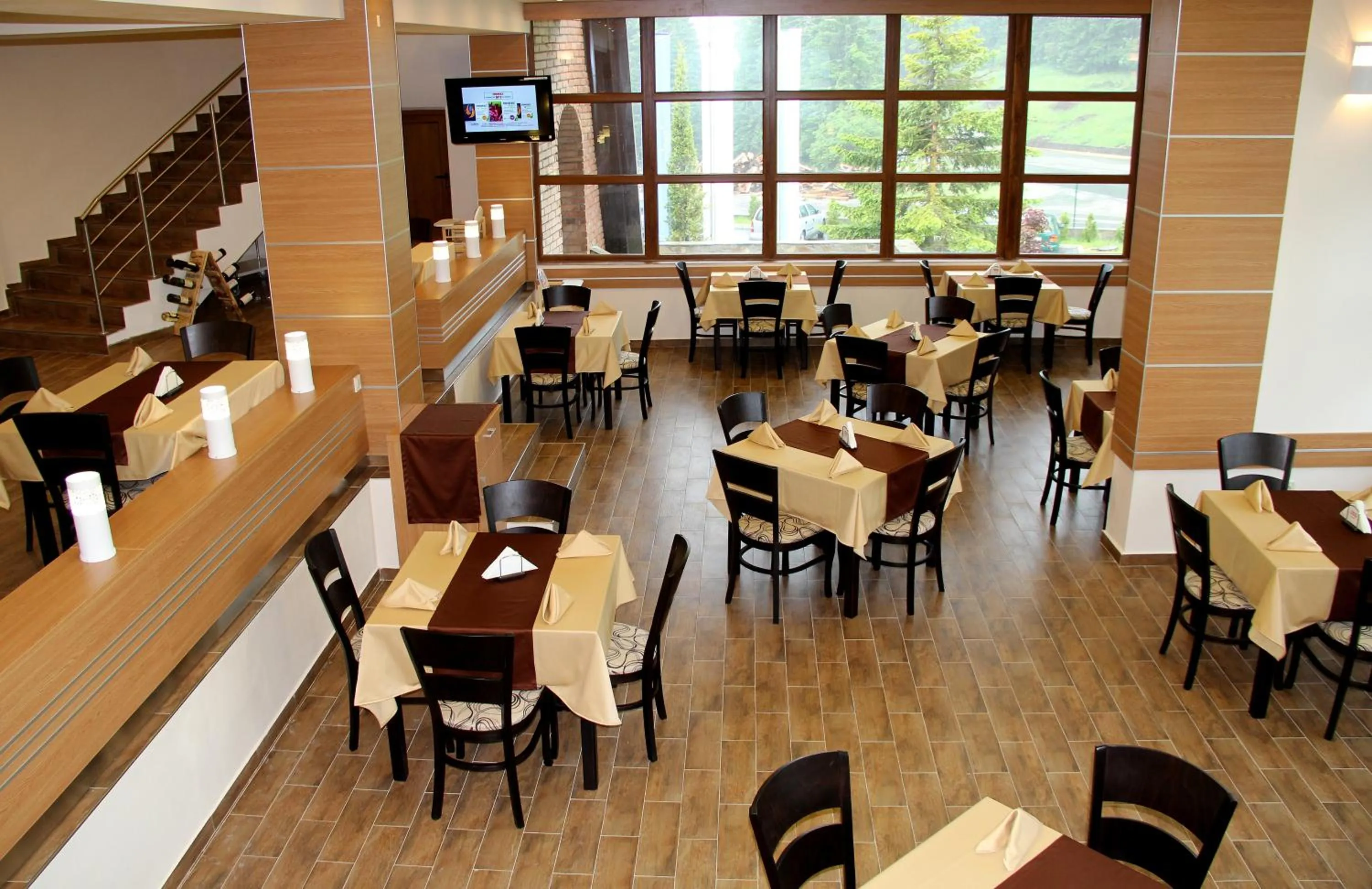 Restaurant/places to eat in Hotel Coop Rozhen