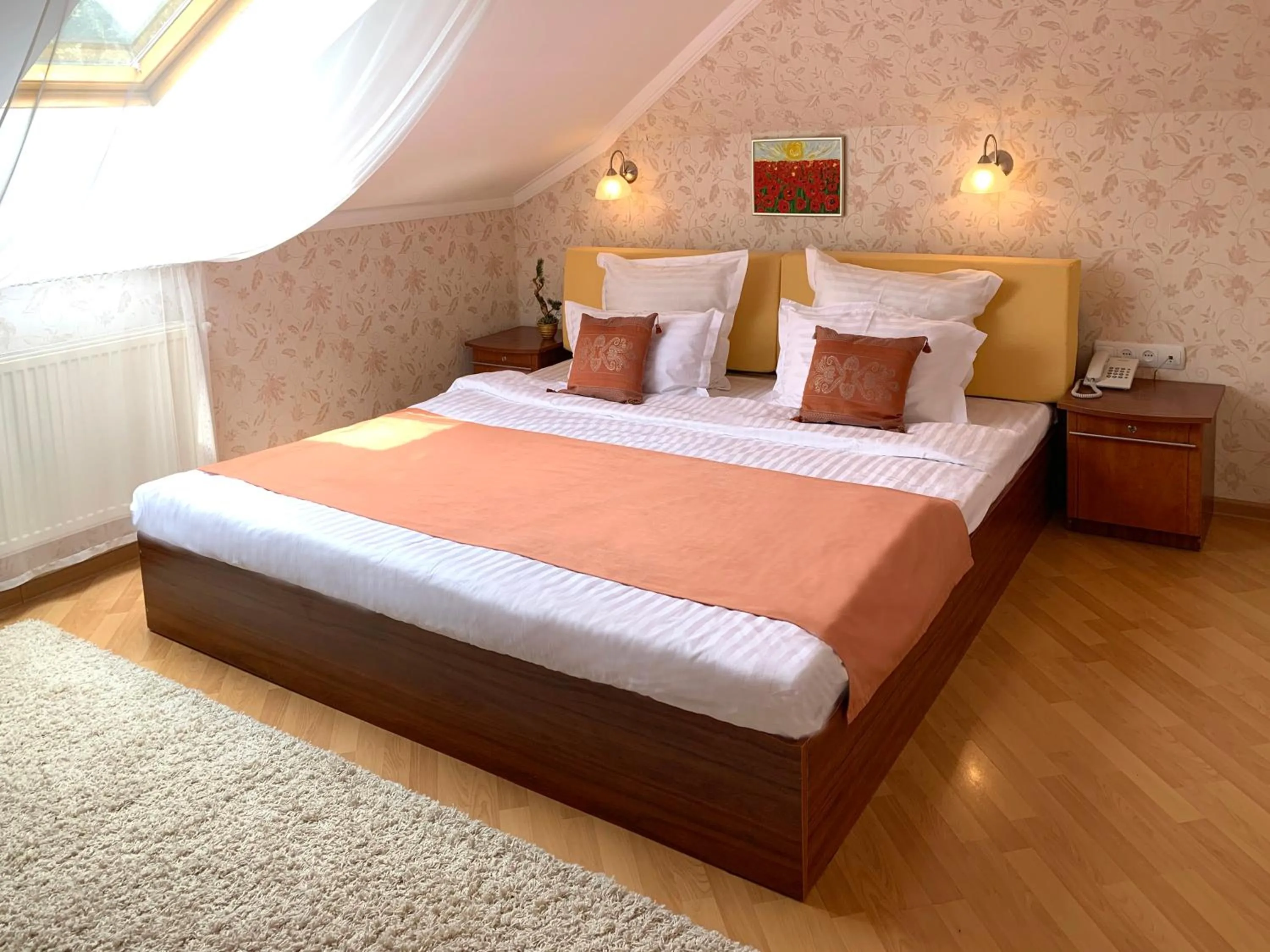 Eney Attic Three-Room Apartment