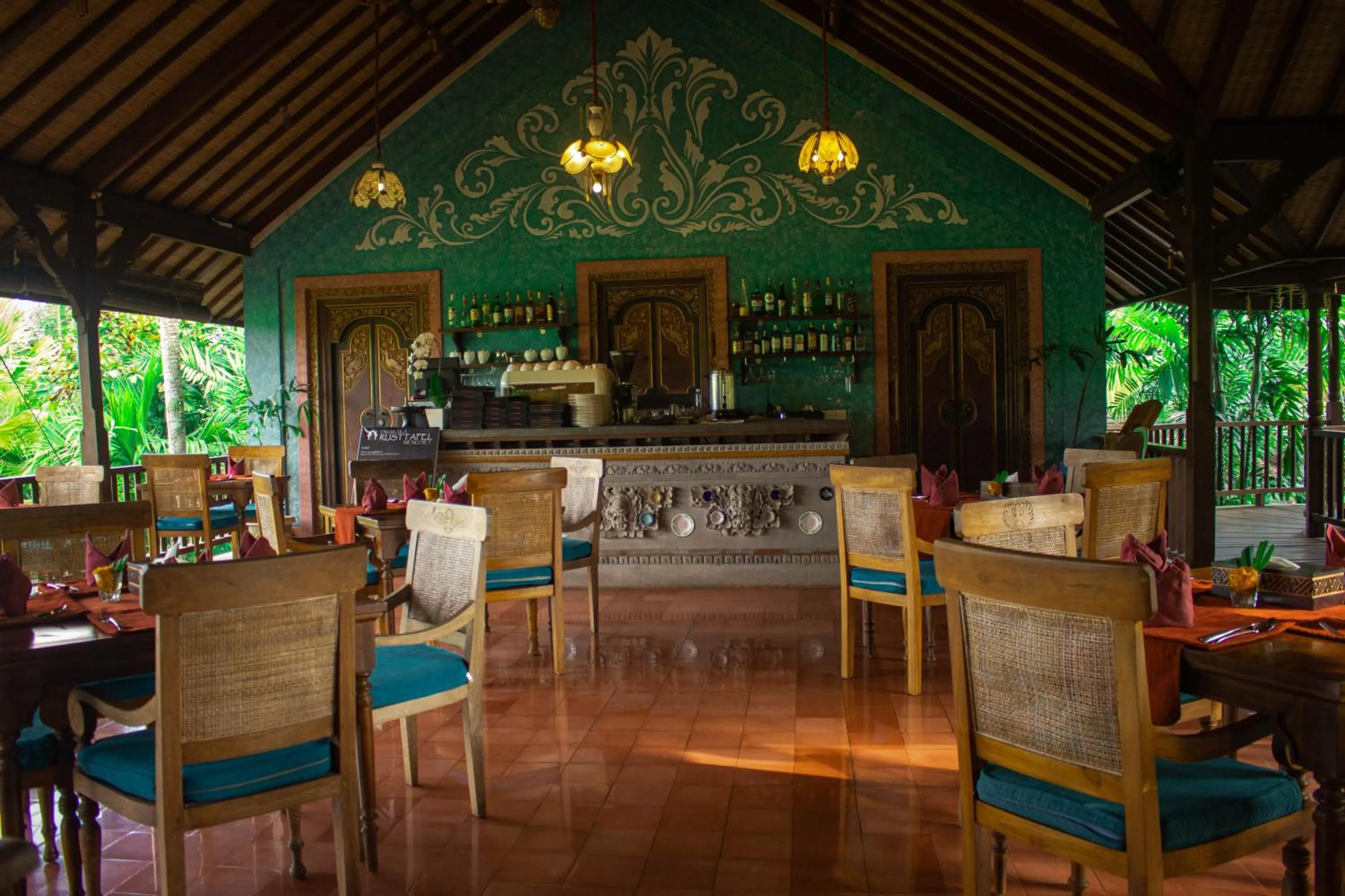 Restaurant/places to eat in Dwaraka The Royal Villas
