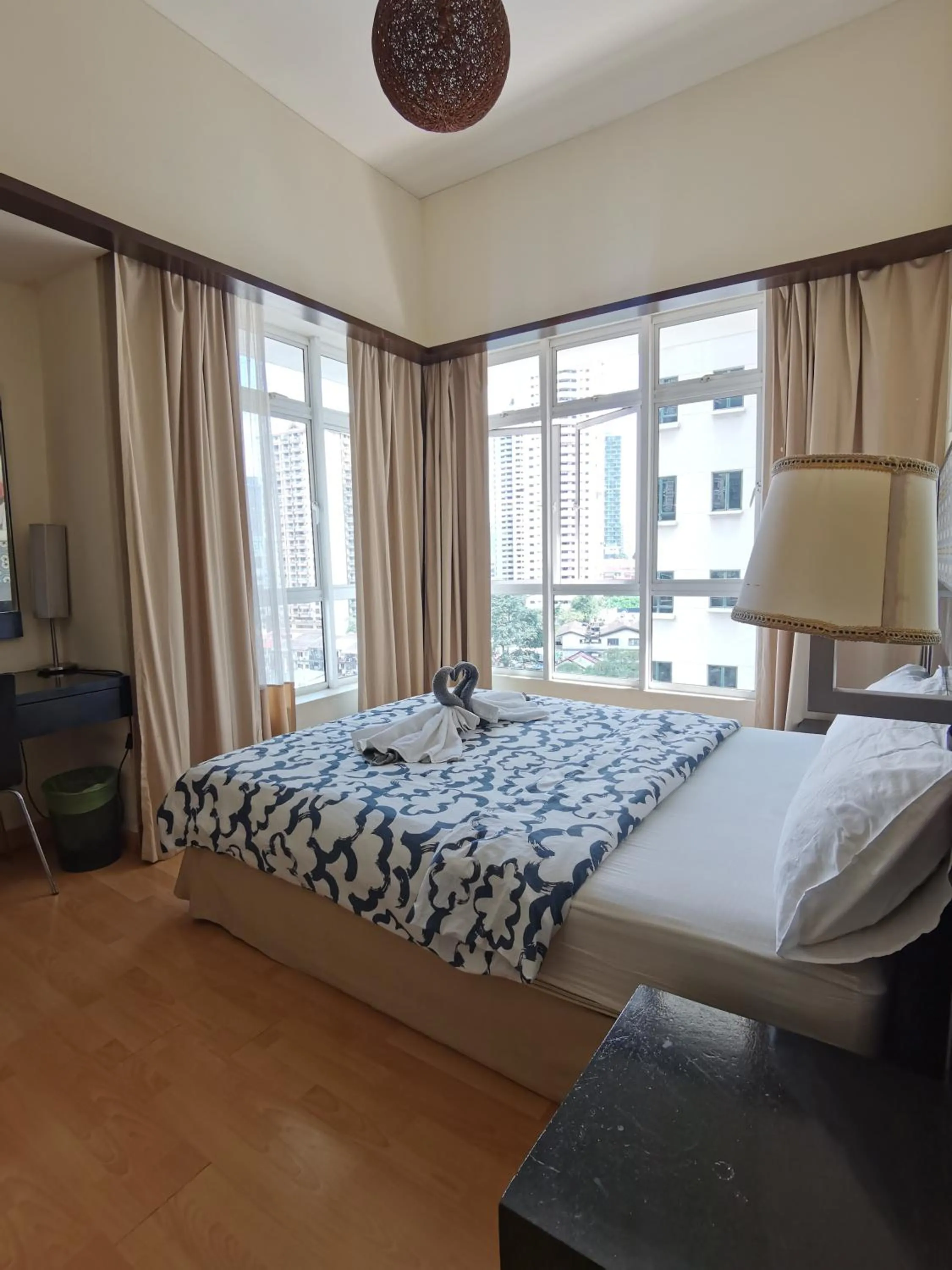 Bed in Seri Bukit Ceylon