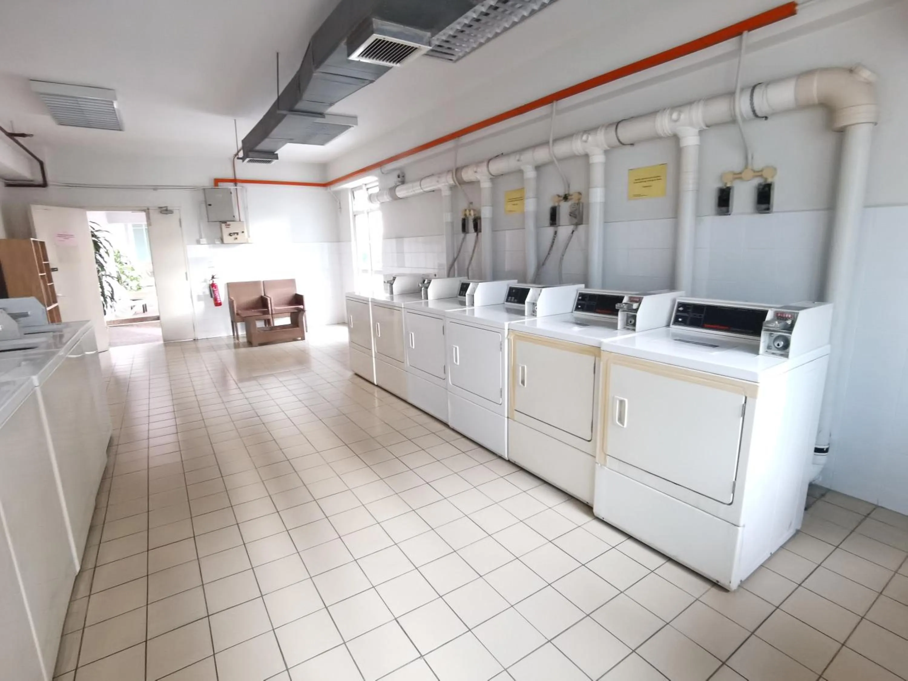 washing machine in Seri Bukit Ceylon