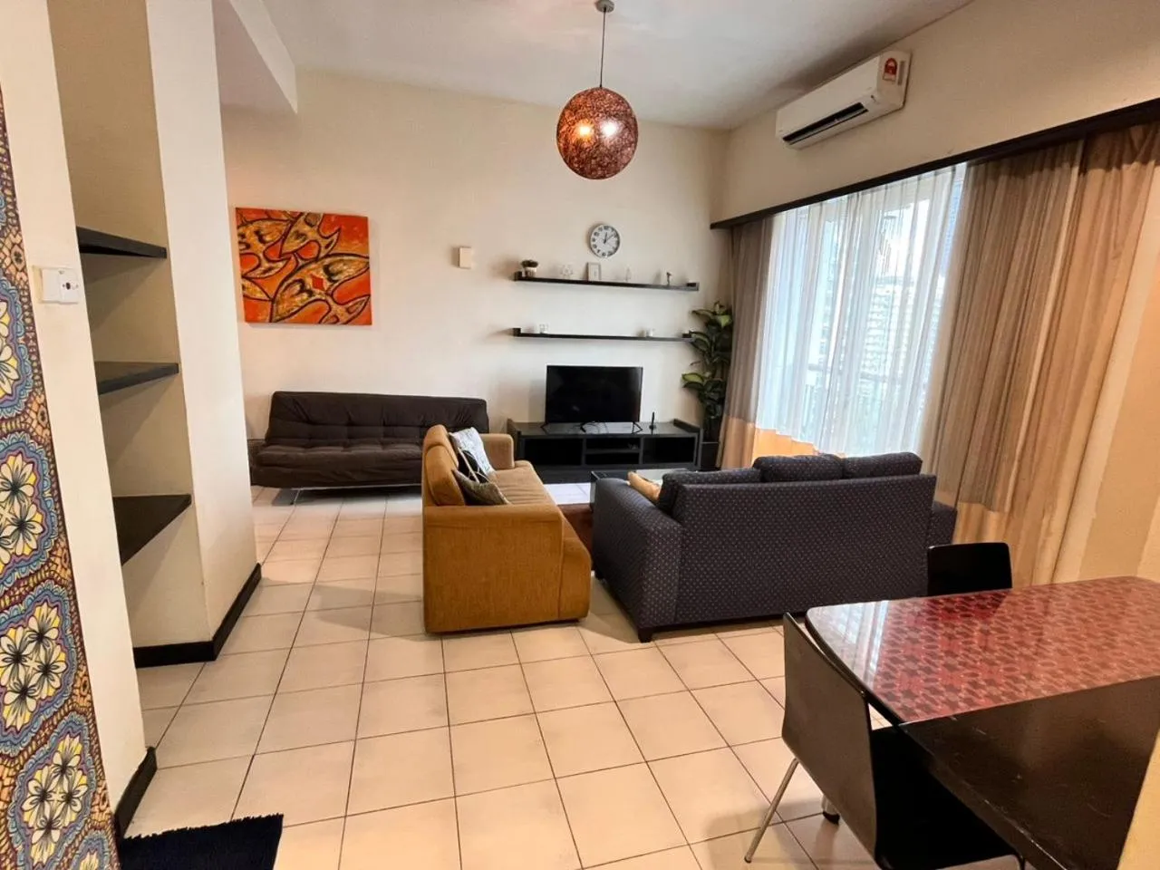 TV and multimedia in Seri Bukit Ceylon