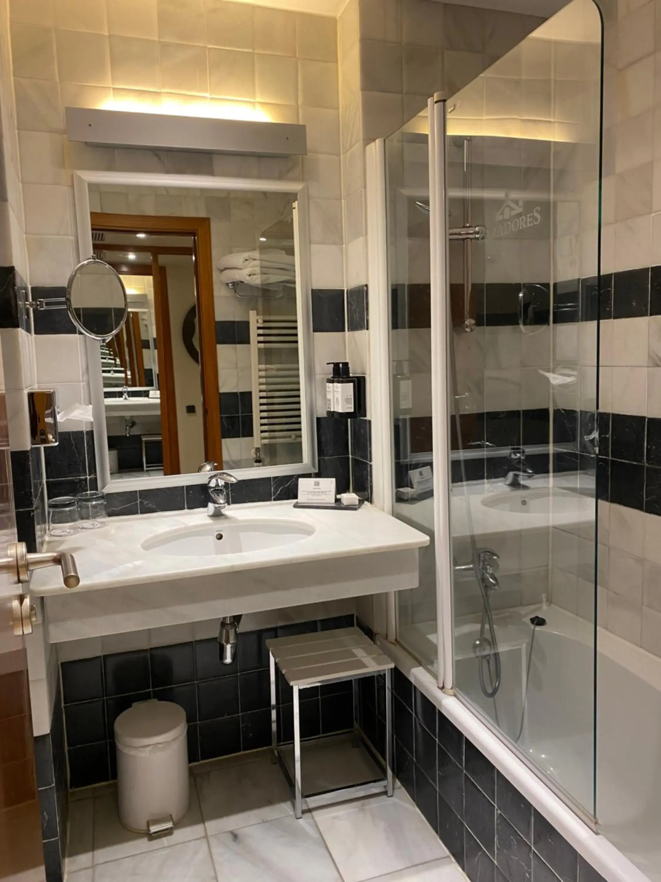 Parador De La Seu D'urgell Parador De La Seu D'urgell