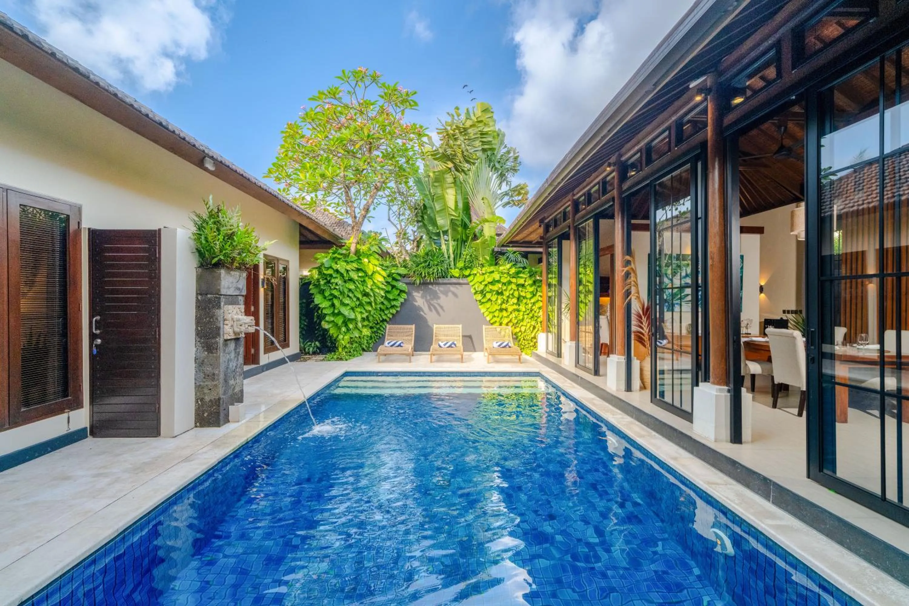 Property building in Boholuma Villas by Pertama Management