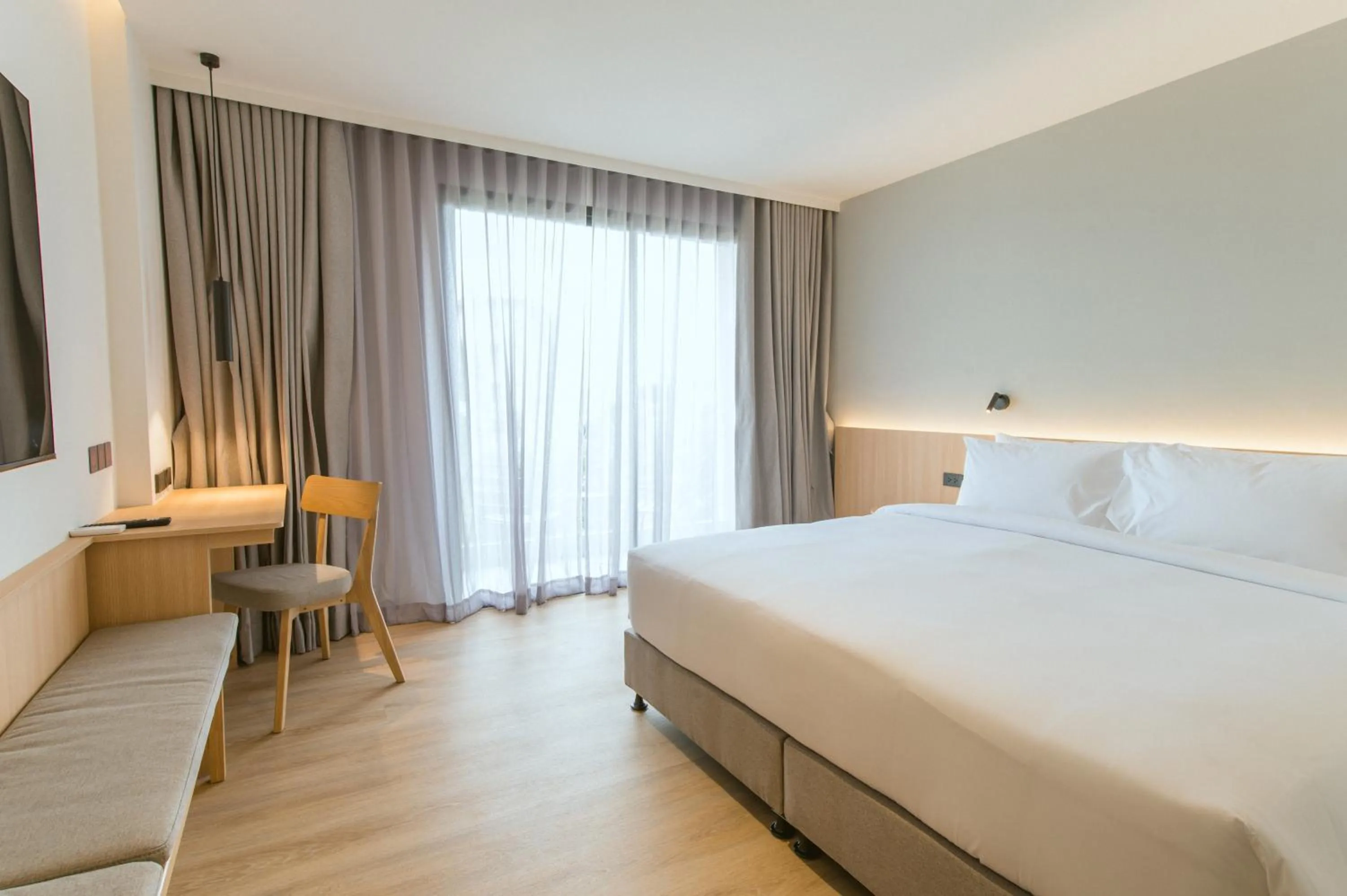 Bed in PAAK Hotel Suvarnabhumi