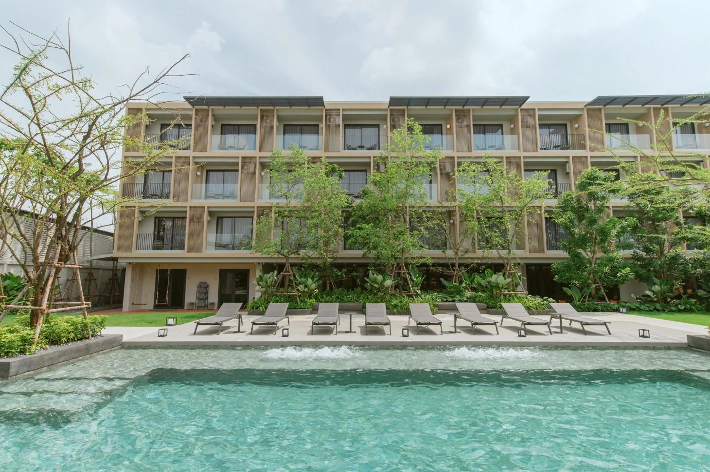 Property building in PAAK Hotel Suvarnabhumi