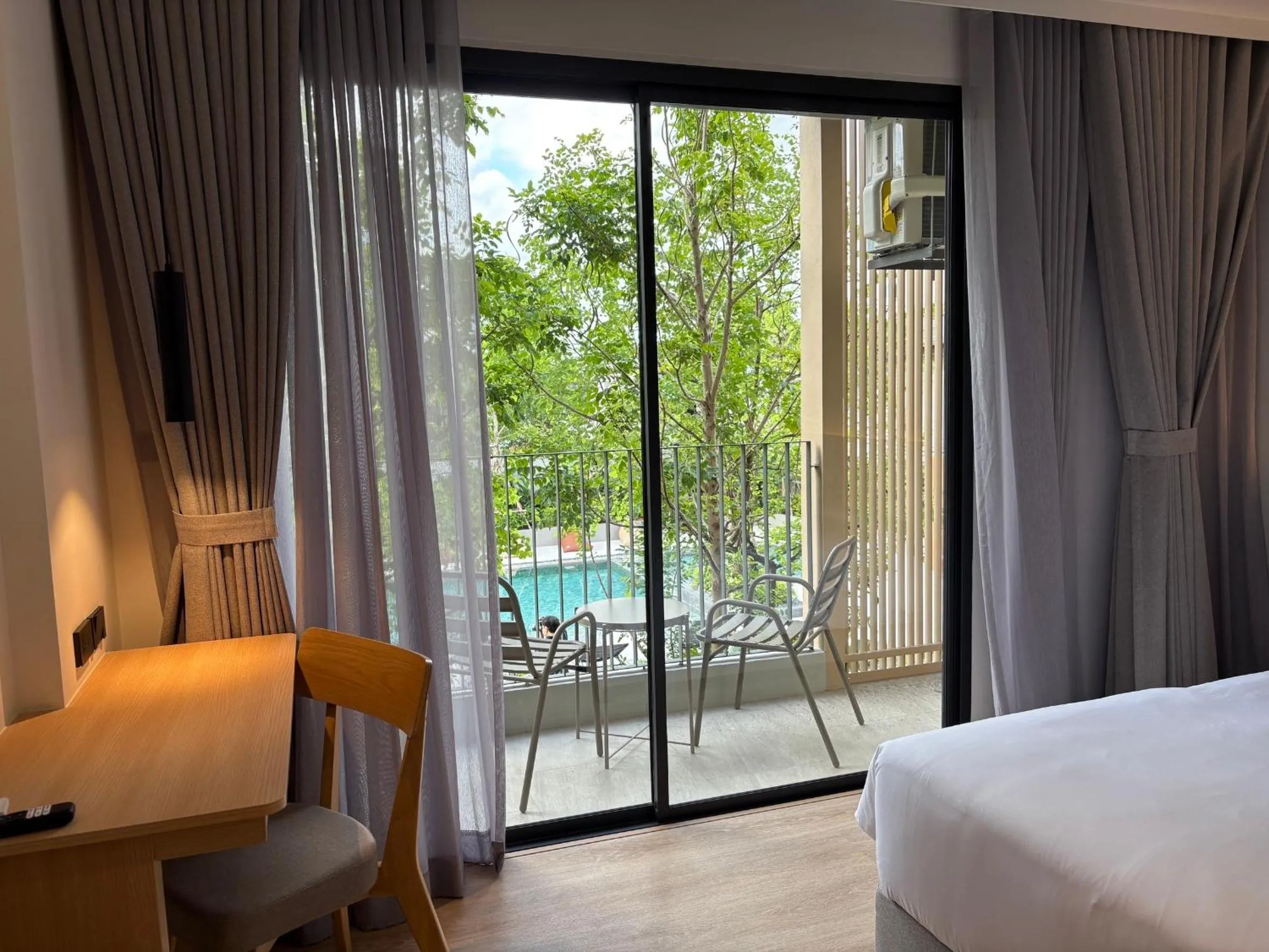 Pool view, Bed in PAAK Hotel Suvarnabhumi