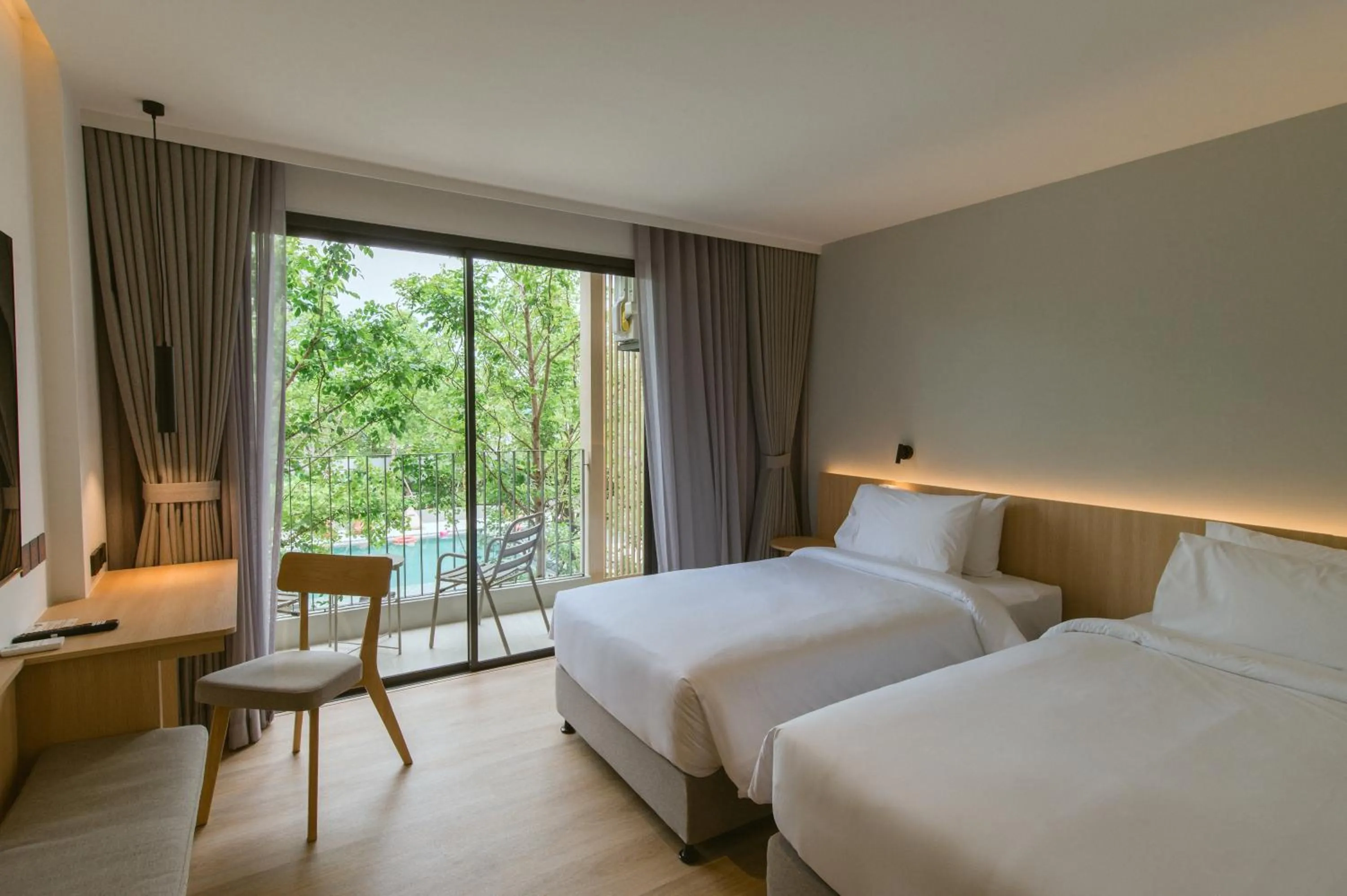 Bed in PAAK Hotel Suvarnabhumi