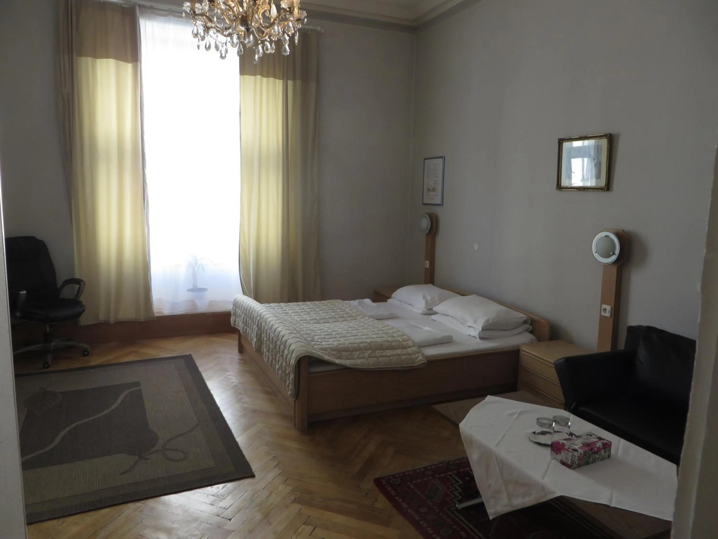 Day, Bed in Hotel Stadtpark