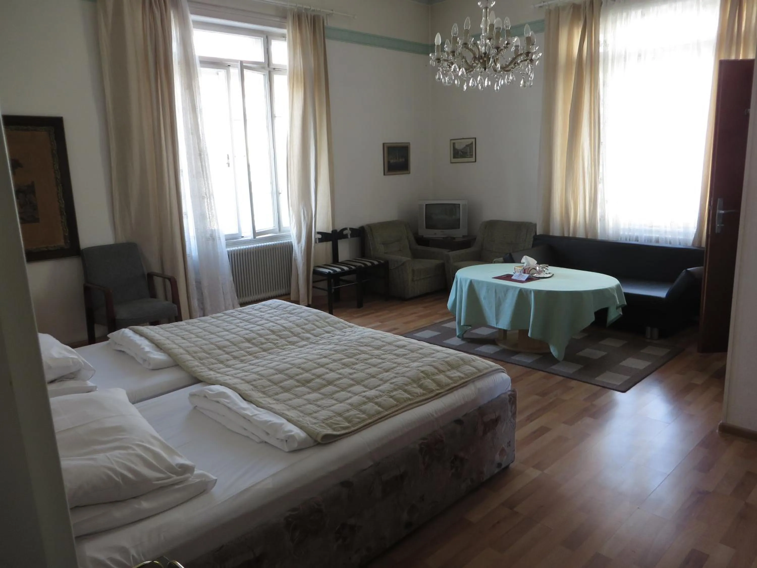 Day, Bed in Hotel Stadtpark