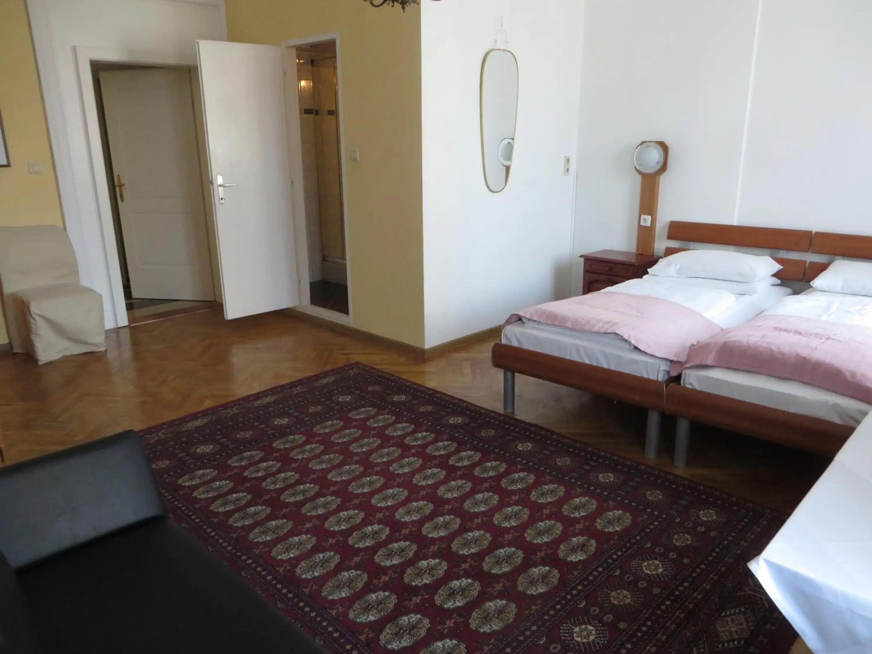 Double Room in Hotel Stadtpark Double Room in Hotel Stadtpark