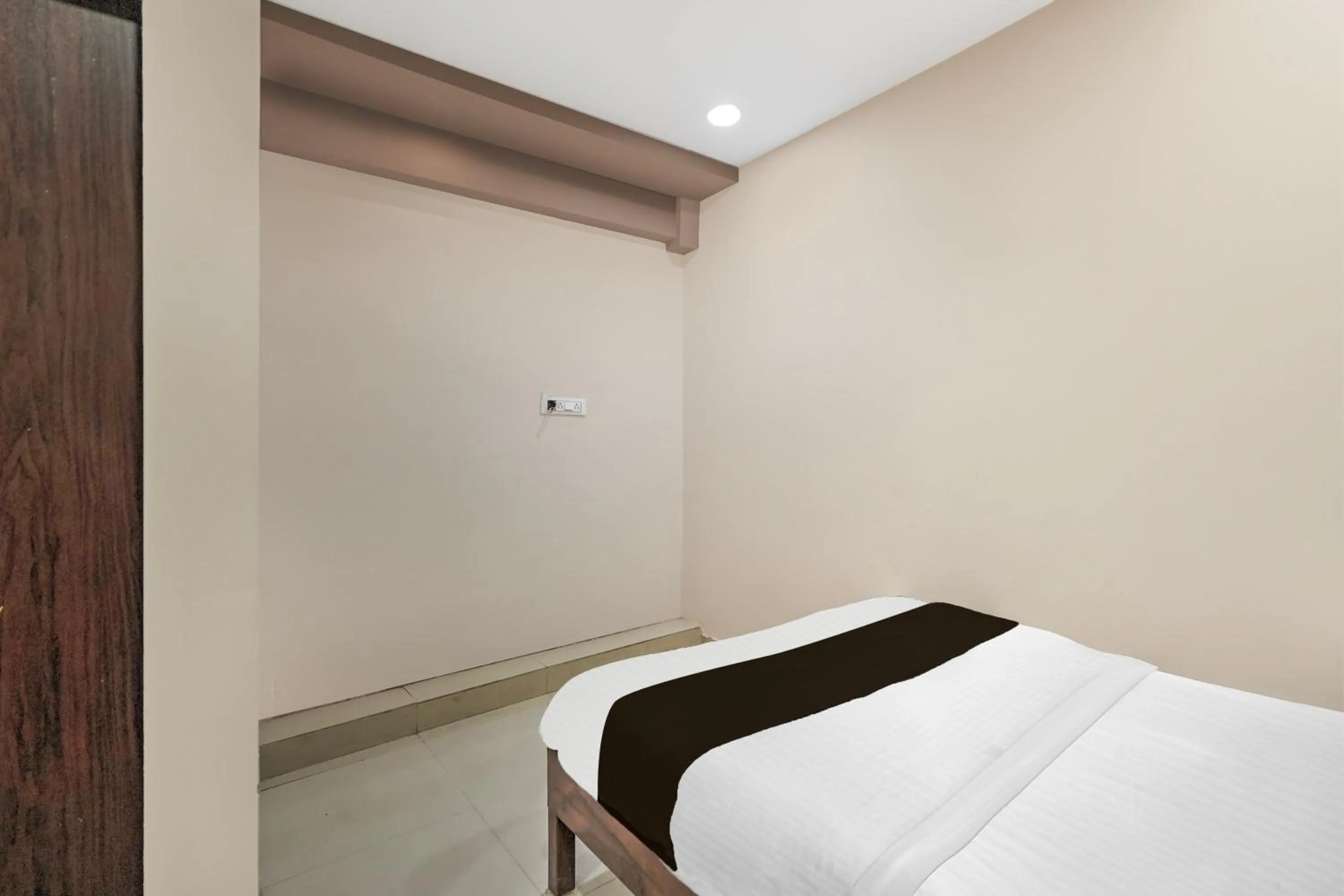 Bedroom, Bed in Collection O Palampur Surat Formerly Hotel Royal Paradise