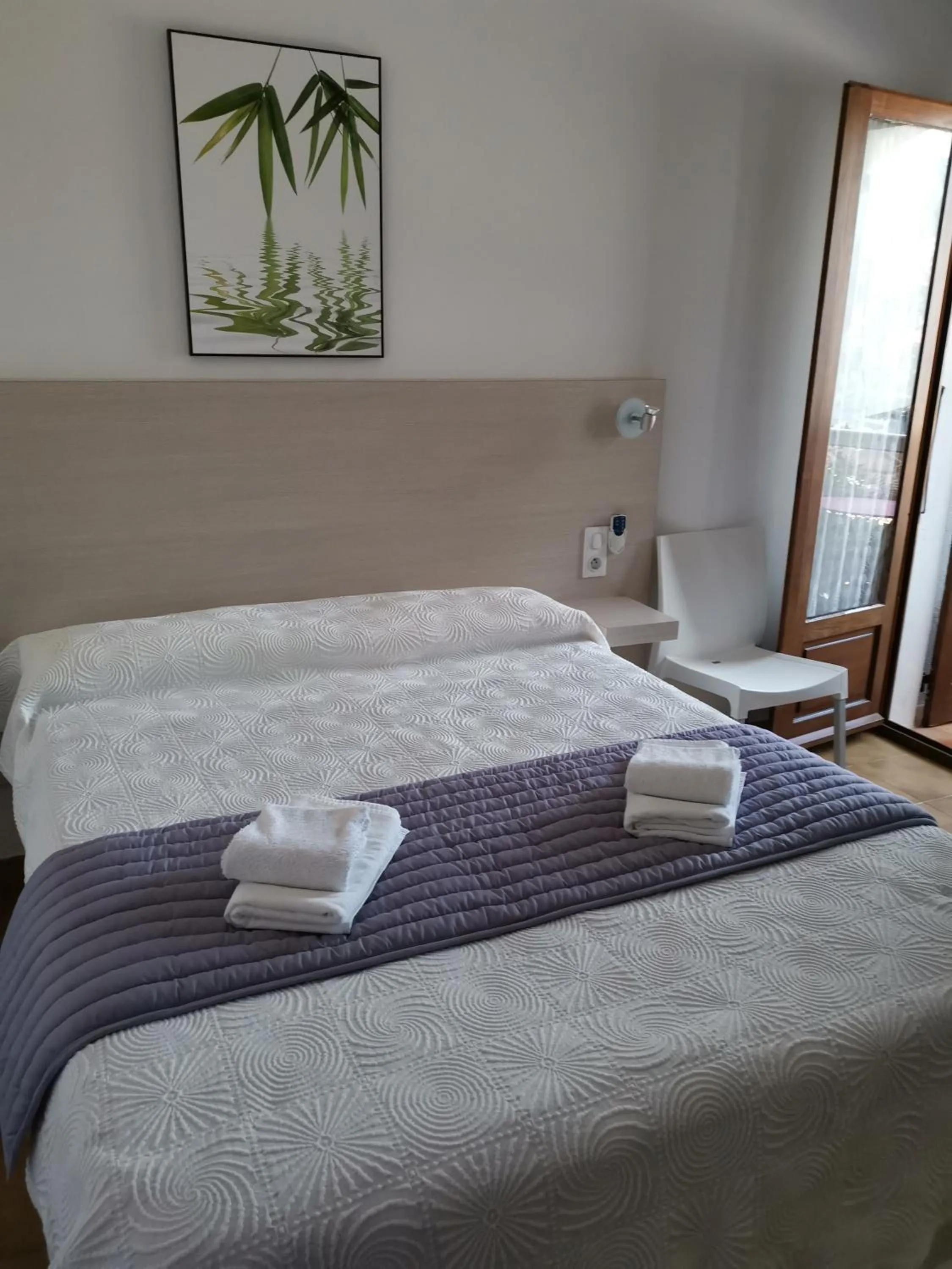 Double Room in Hôtel Punta e Mare des Chambres ou des Appartements T2