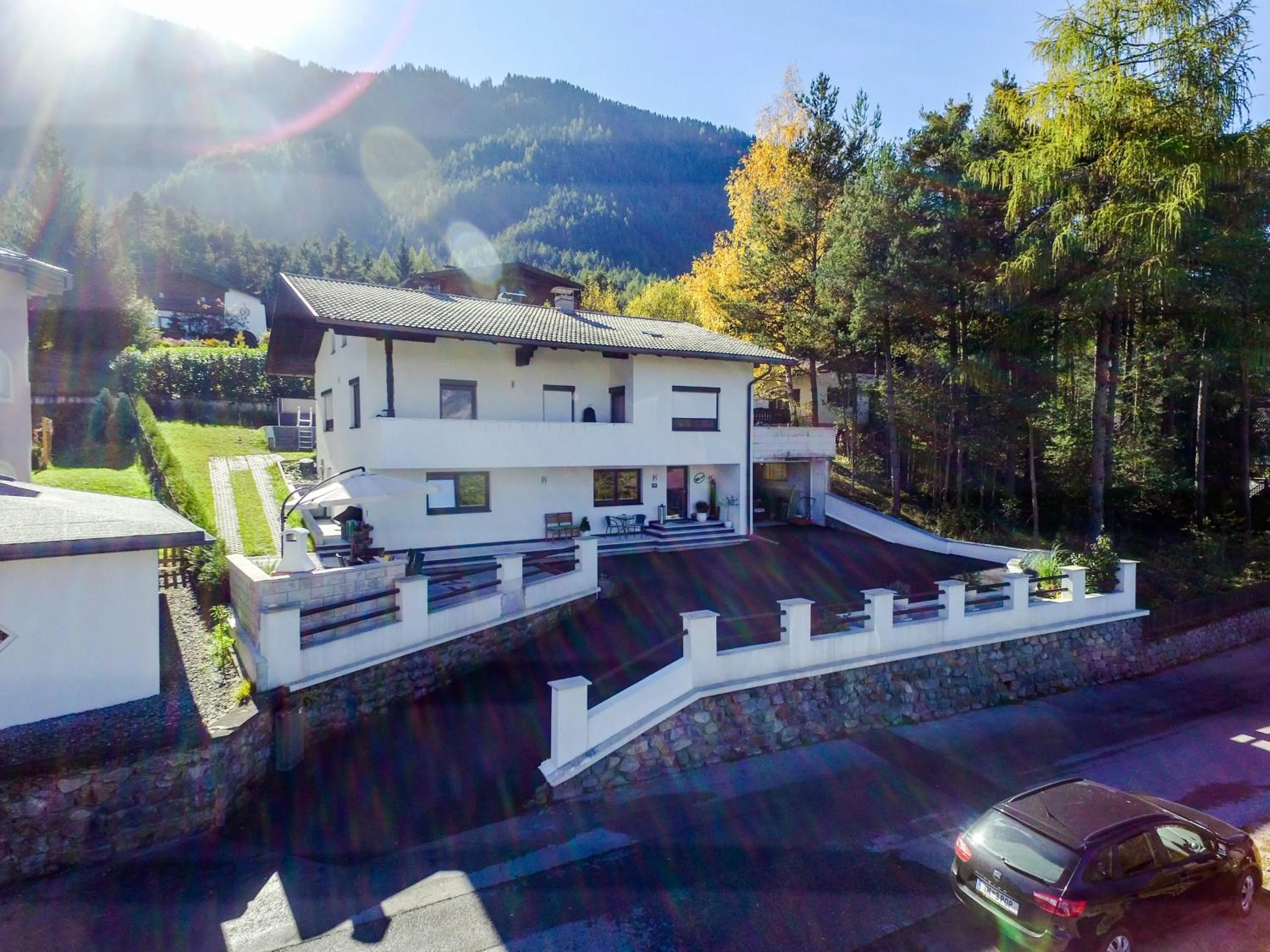 Property building in Frieda Höllrigl