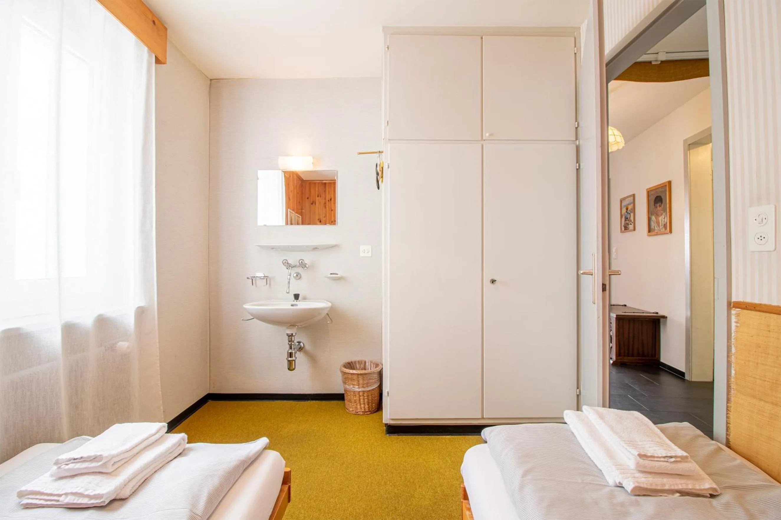 Bedroom, Bed in Viktoria B32 by Arosa Holiday