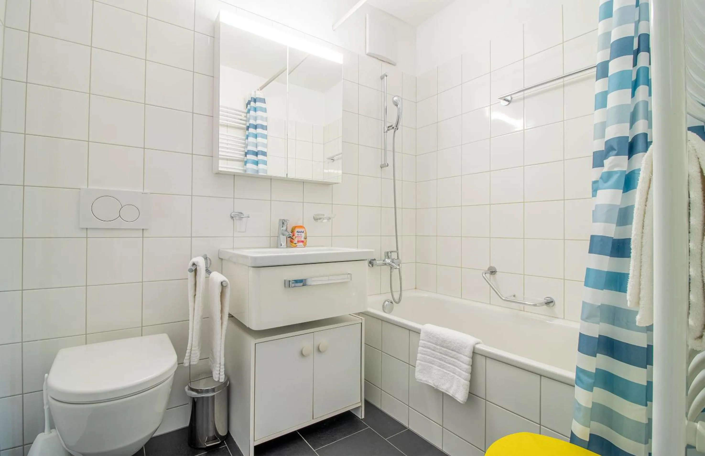 Bathroom in Viktoria B32 by Arosa Holiday