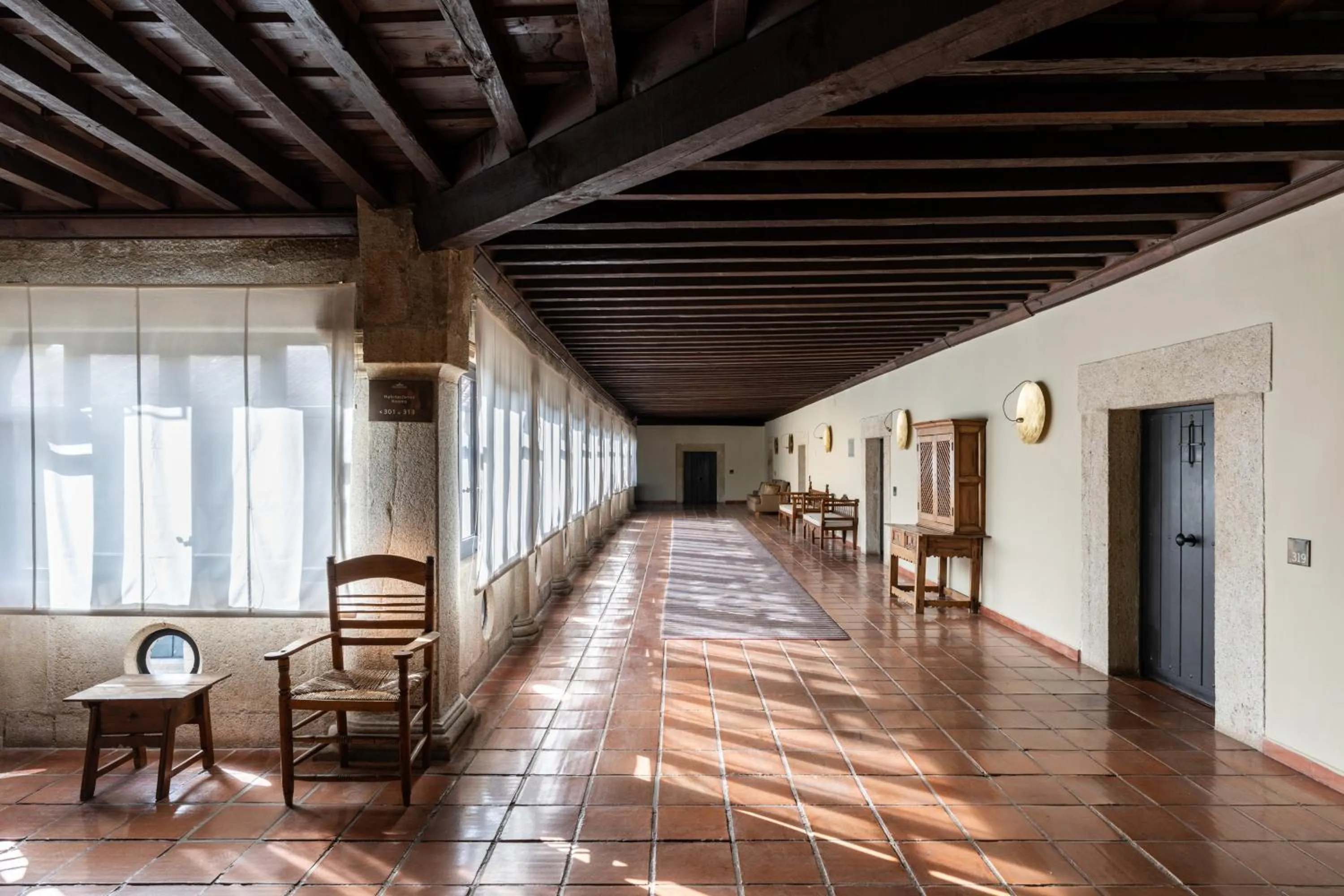 Seating area in Parador de Trujillo