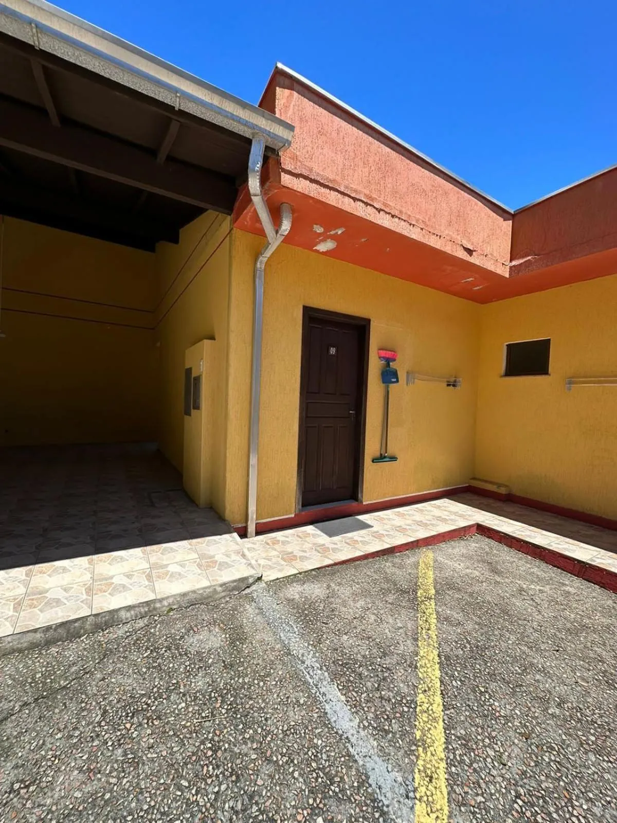 Suite with Pool View in Residencial Vista Bela
