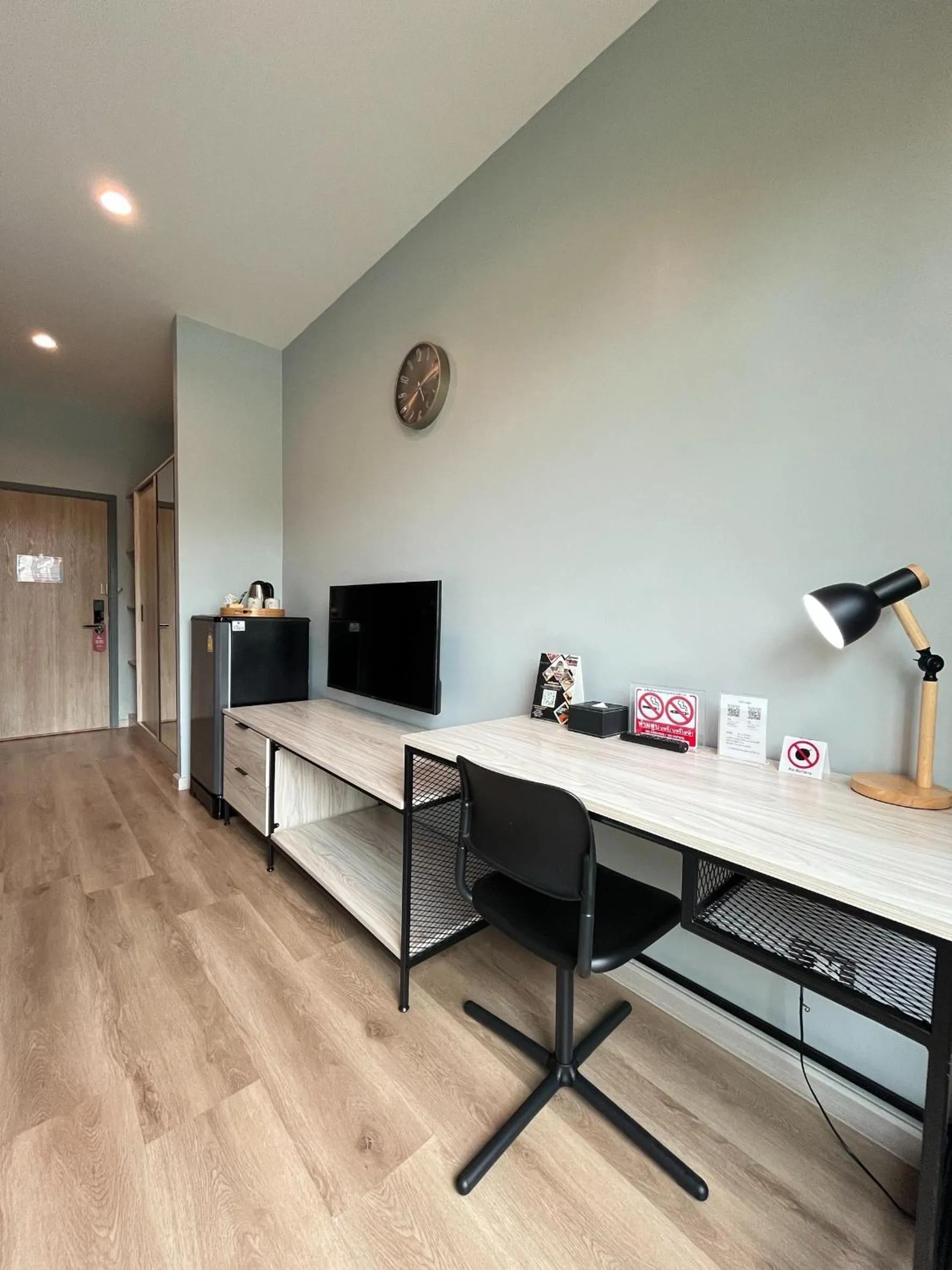 TV and multimedia in Prem Mansion U Thong