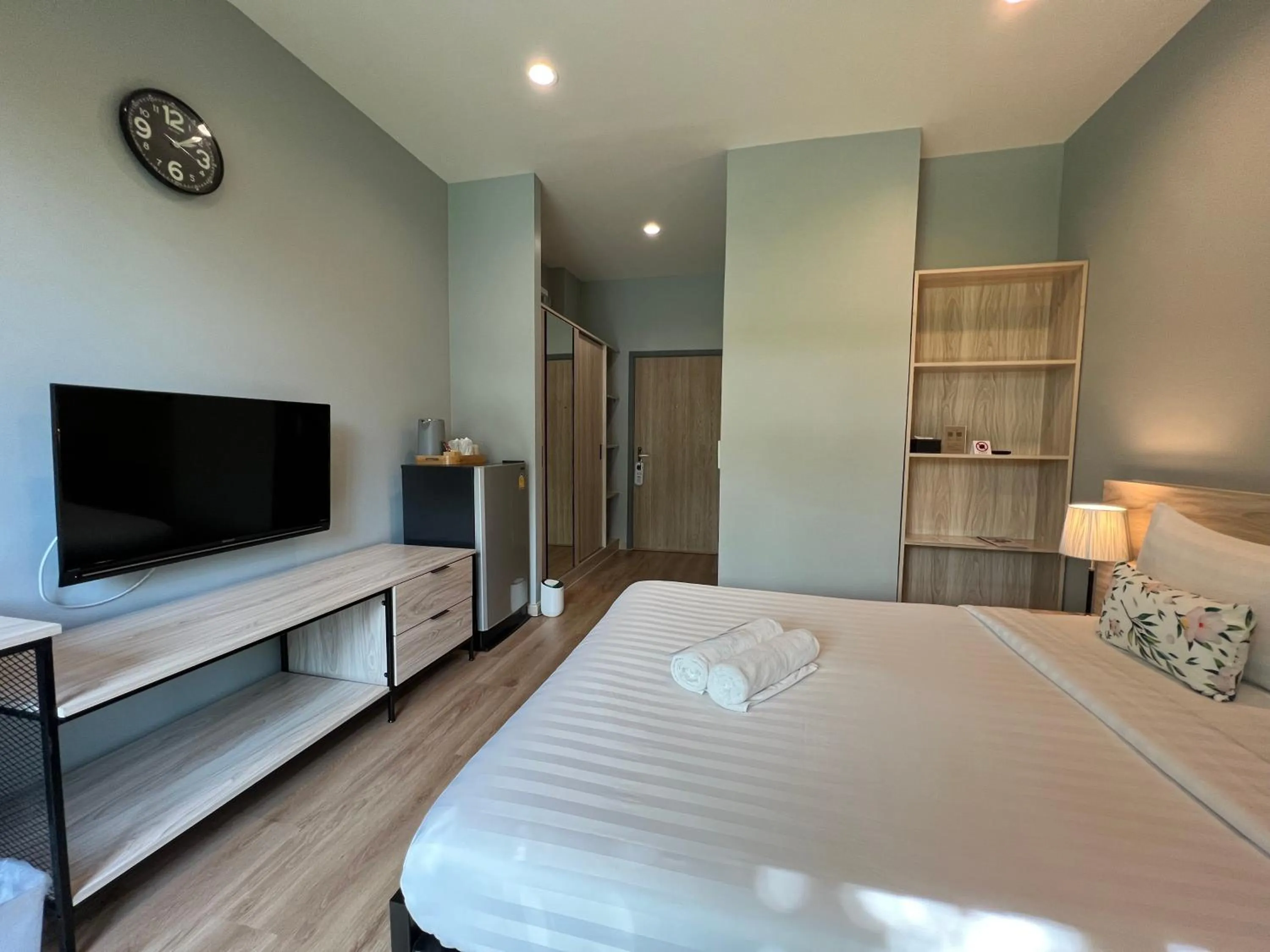 TV and multimedia, Bed in Prem Mansion U Thong