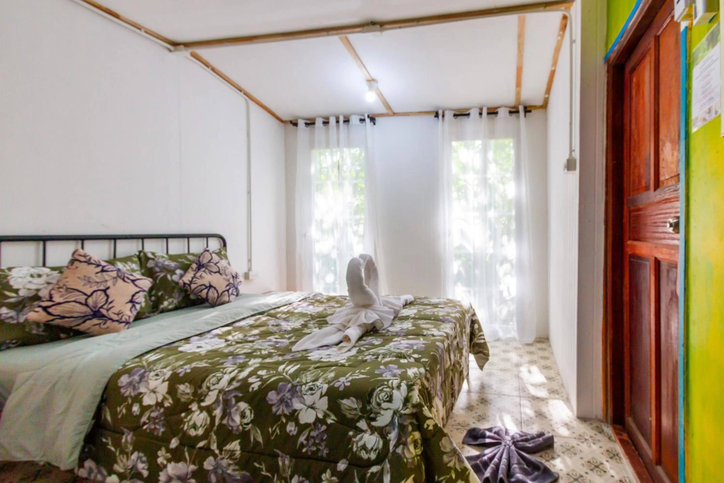 Standard Double Room in Panpurie Koh Lanta Resort - 2-Minute Walk to the Beach