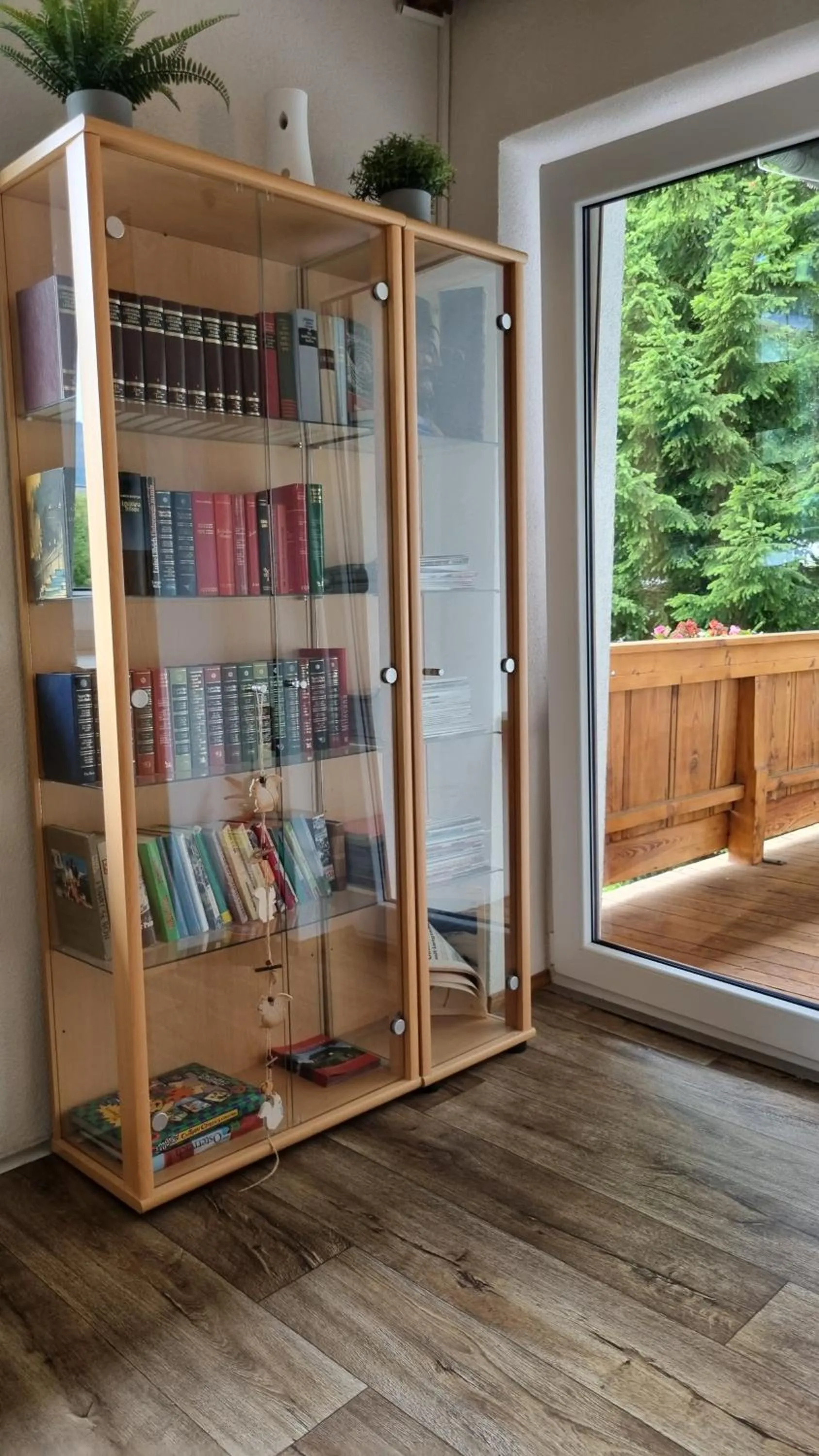 Library in Pension Tyrol Maria Alm